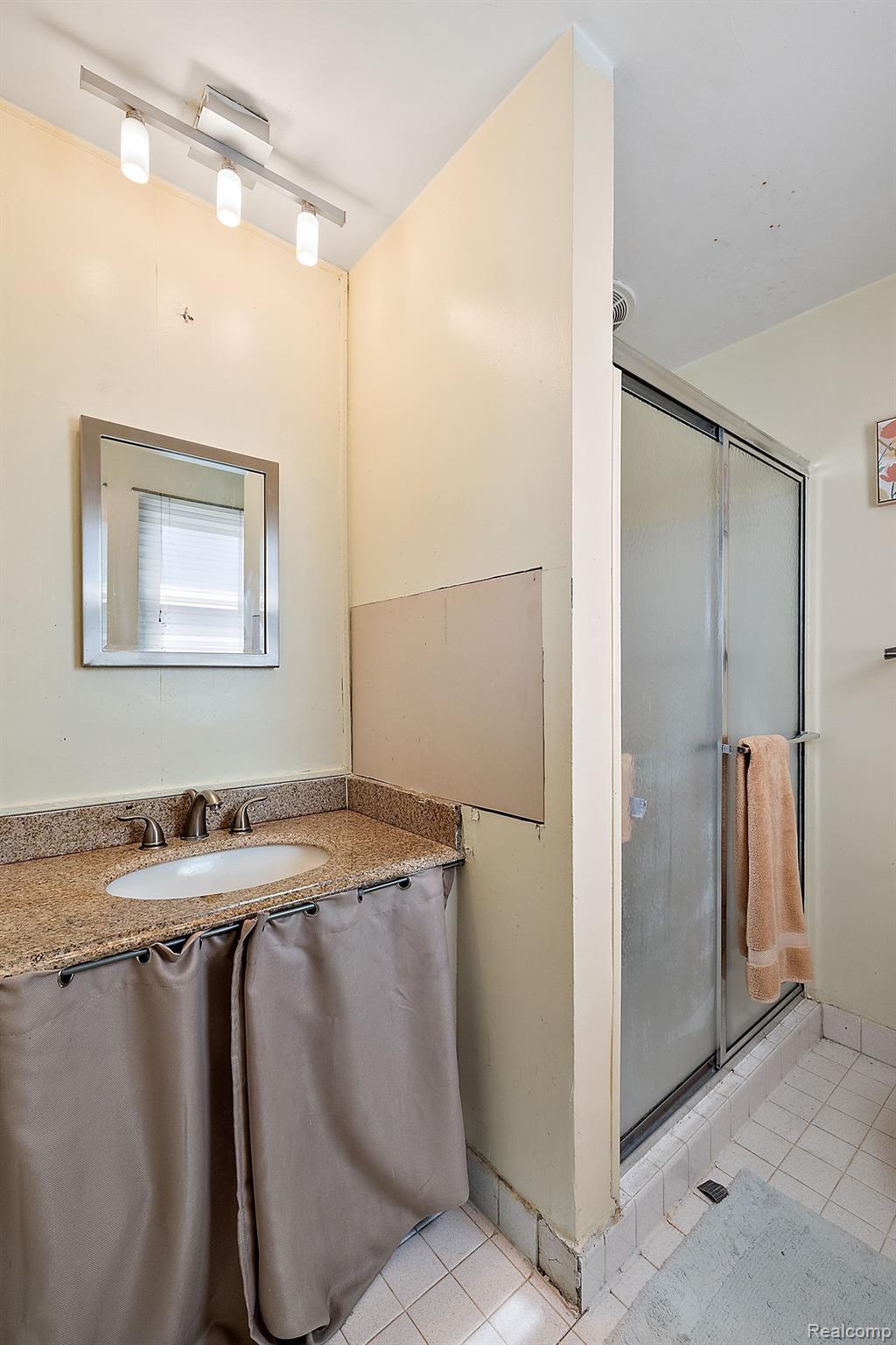 27075 ABERDEEN Street