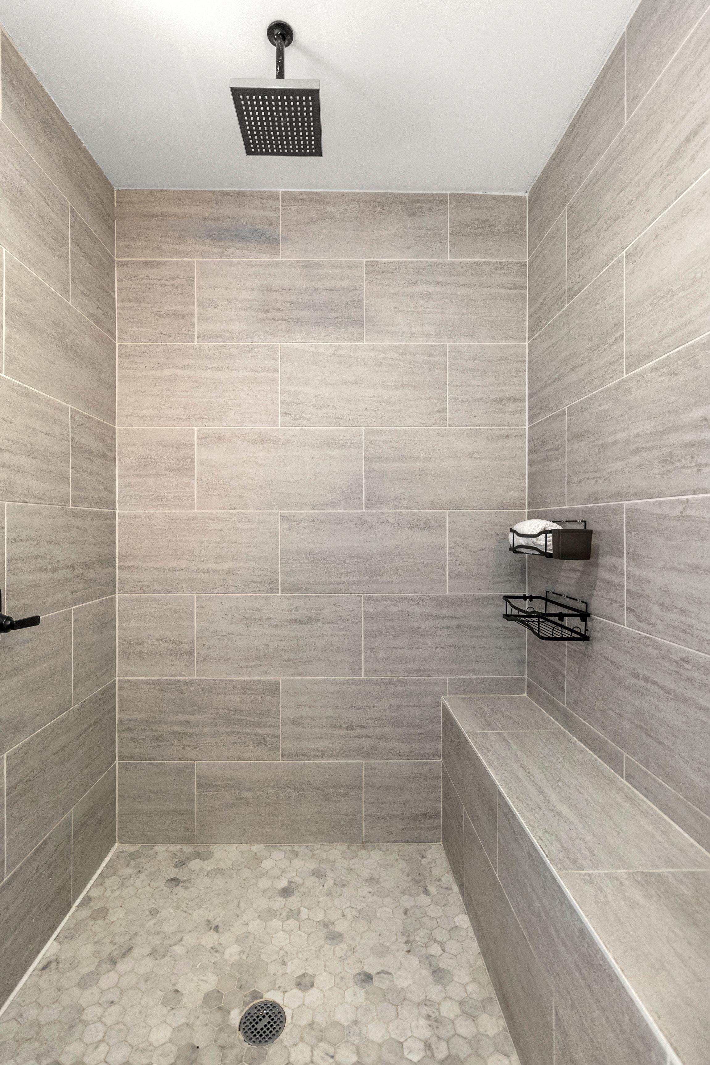 4114 TRUMBULL Street