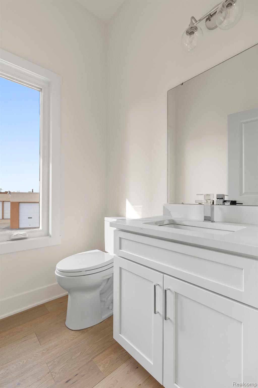 2037 11TH Street Unit: Unit 8
