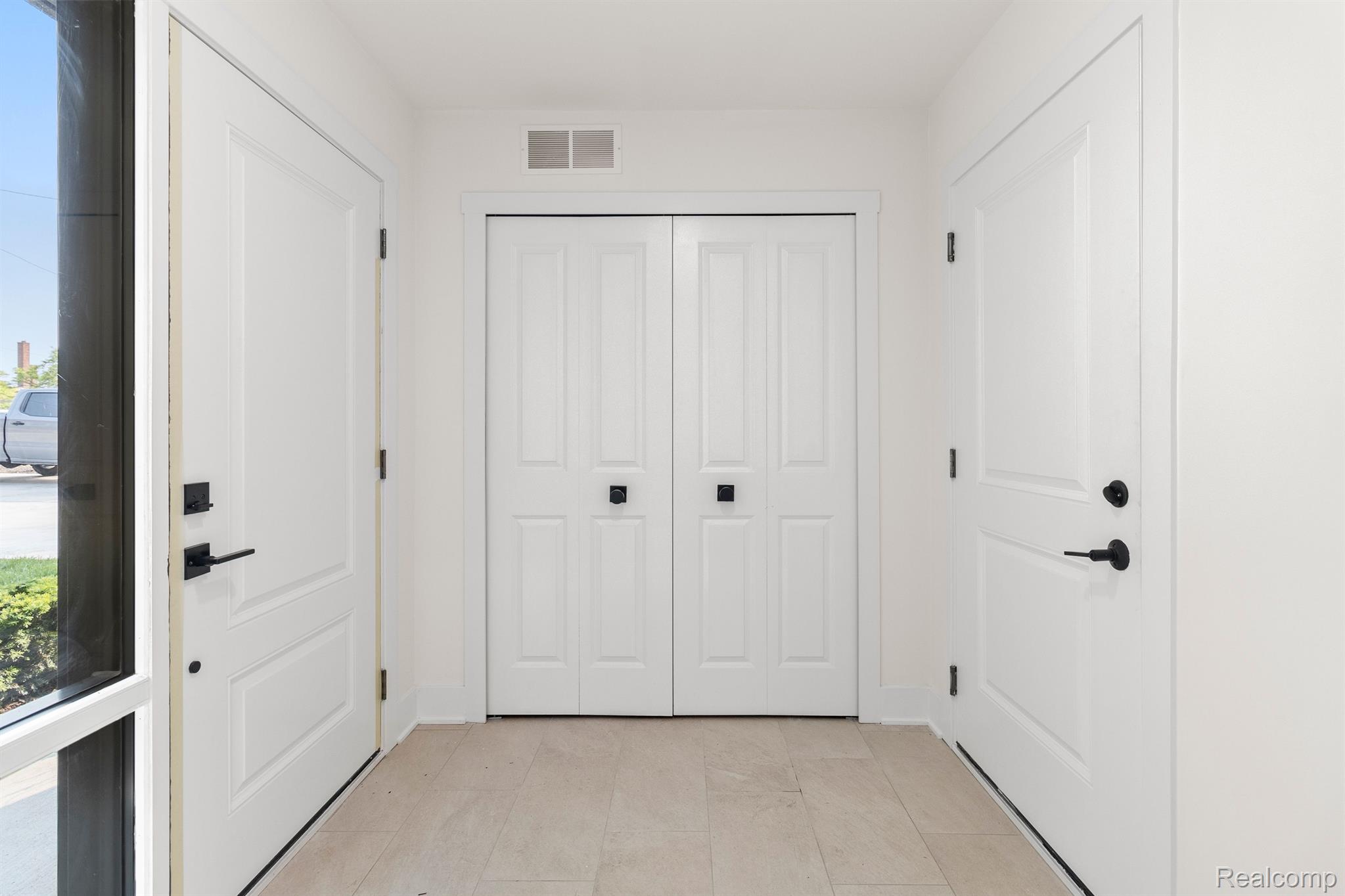 2037 11TH Street Unit: Unit 8