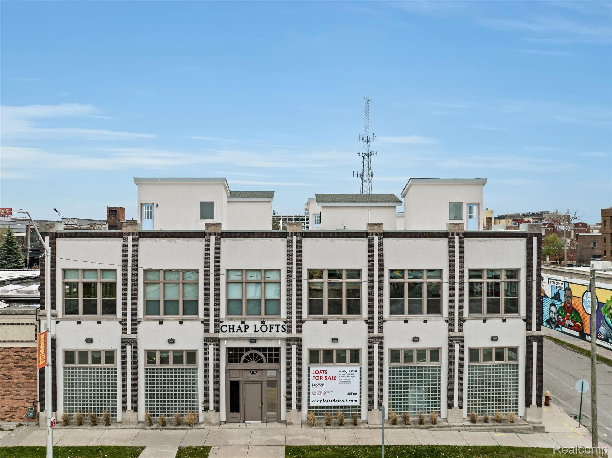 2843 E Grand Blvd Unit: 11