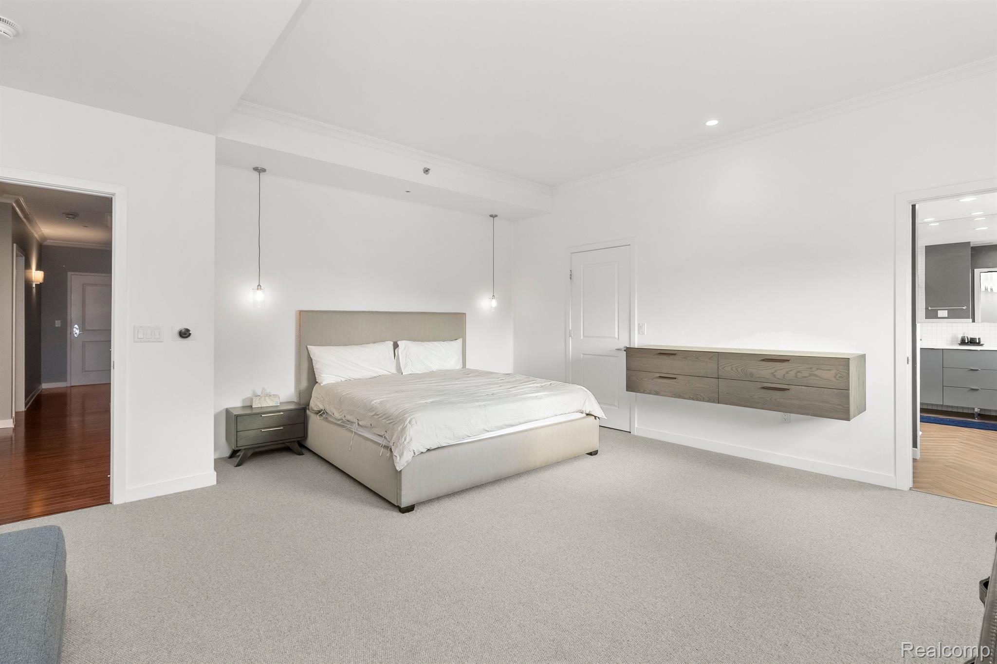 1135  Shelby Unit: # 2806