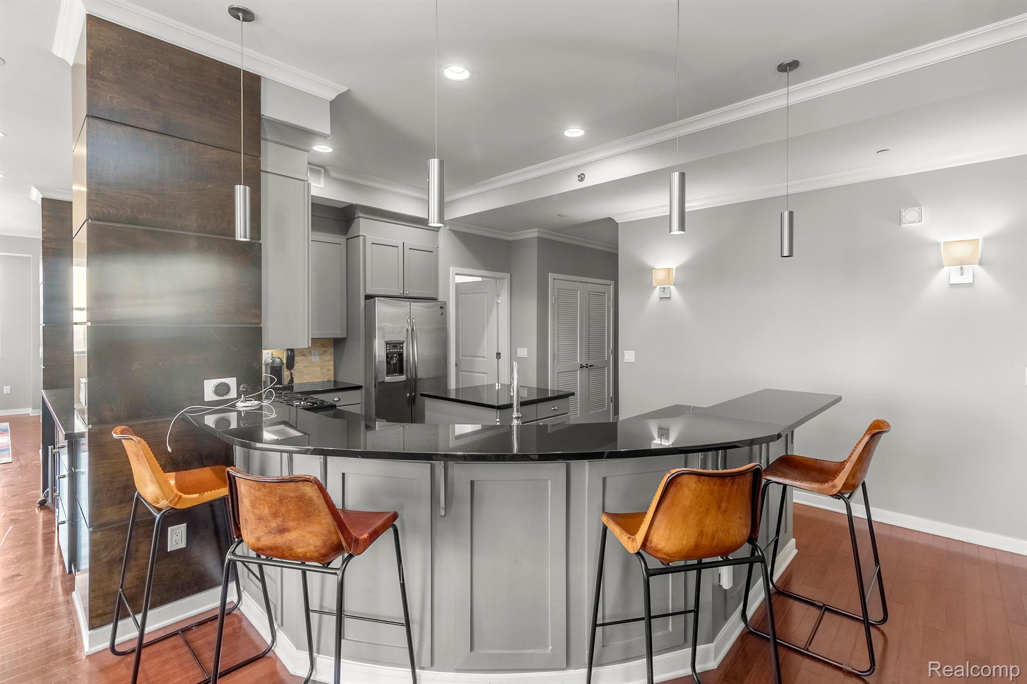 1135  Shelby Unit: # 2806