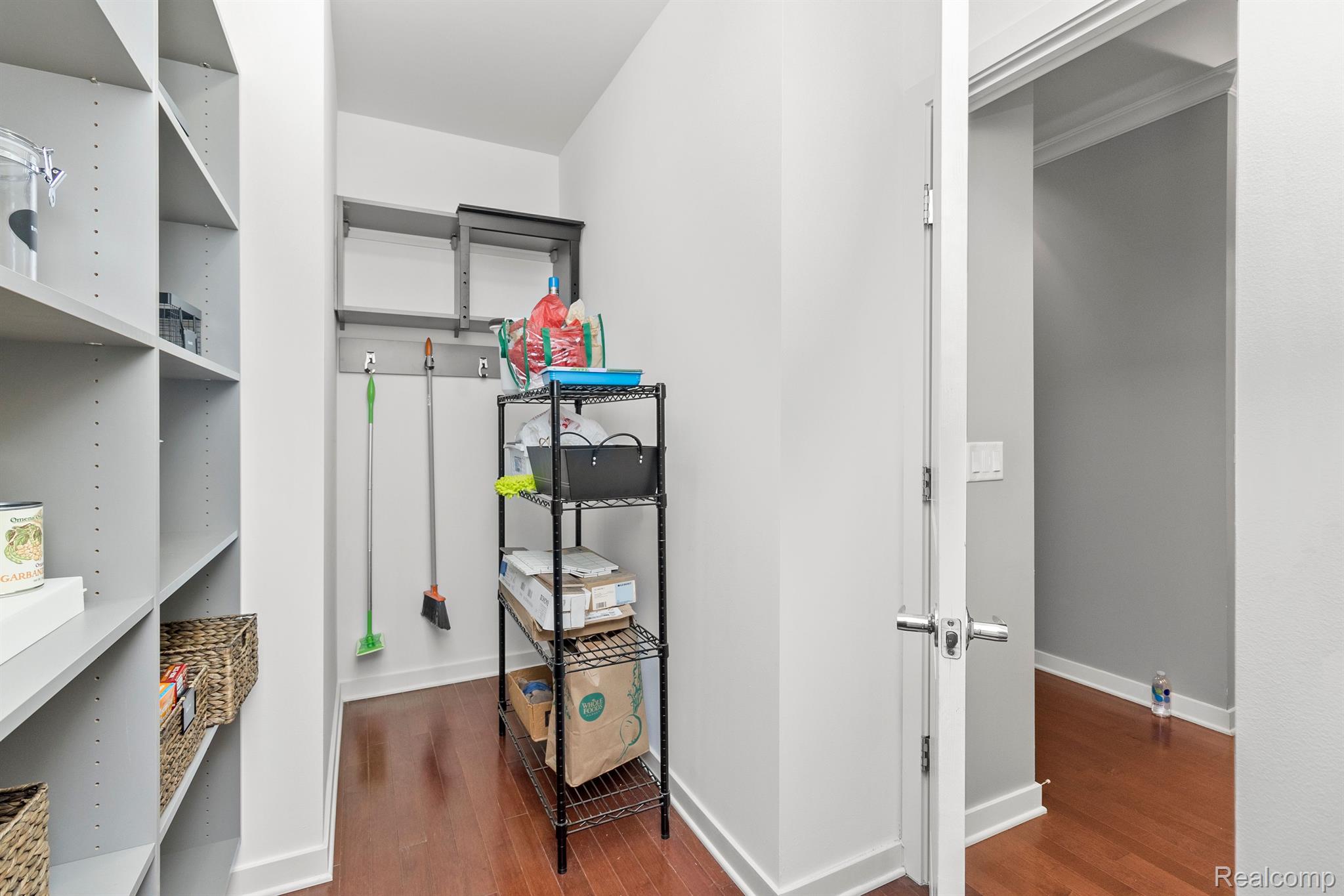 1135  Shelby Unit: # 2806