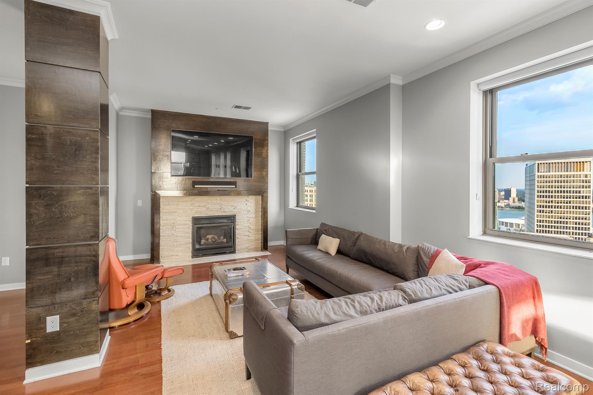 1135  Shelby Unit: # 2806