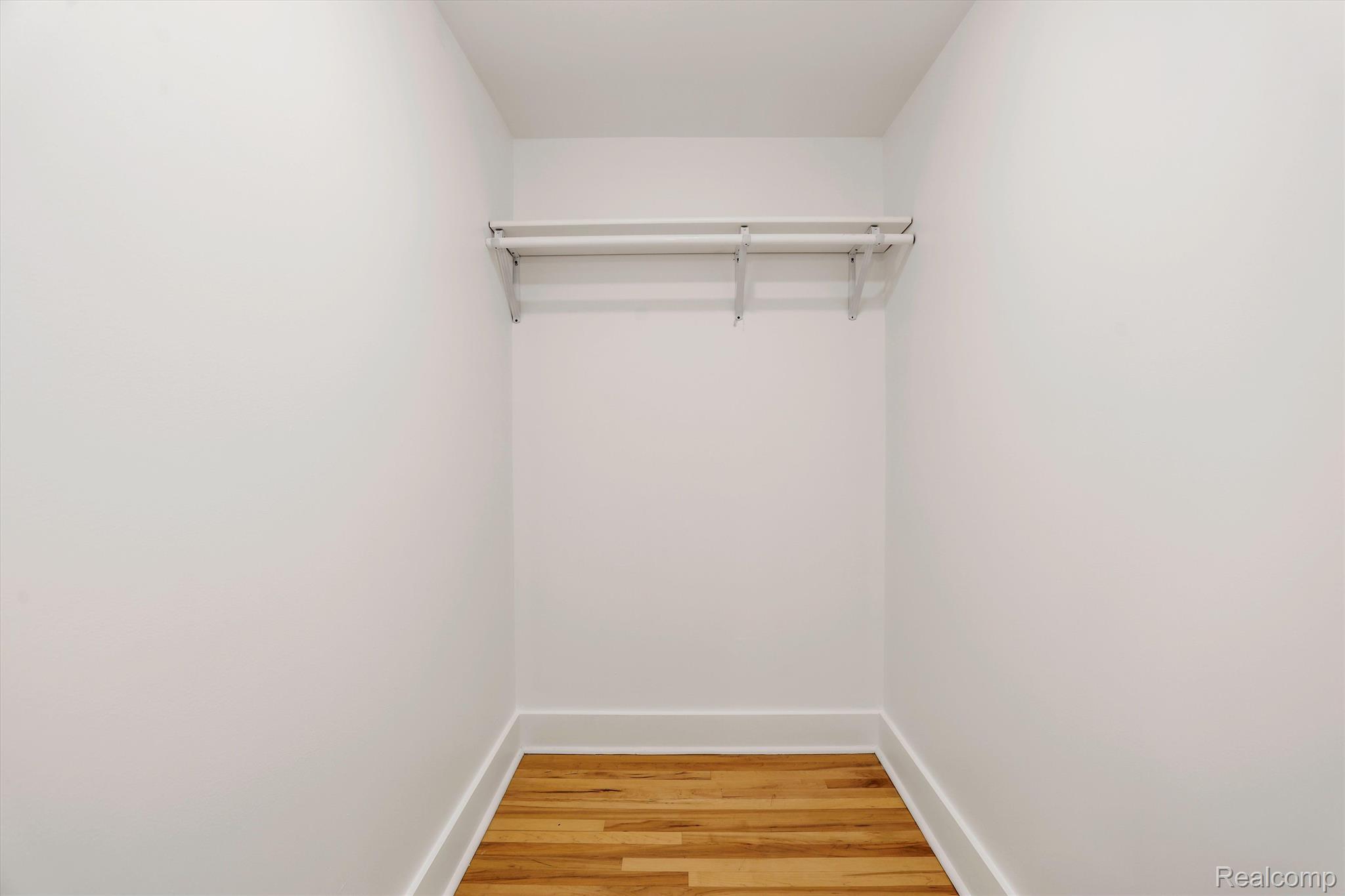 2843 E Grand Boulevard Unit: 1