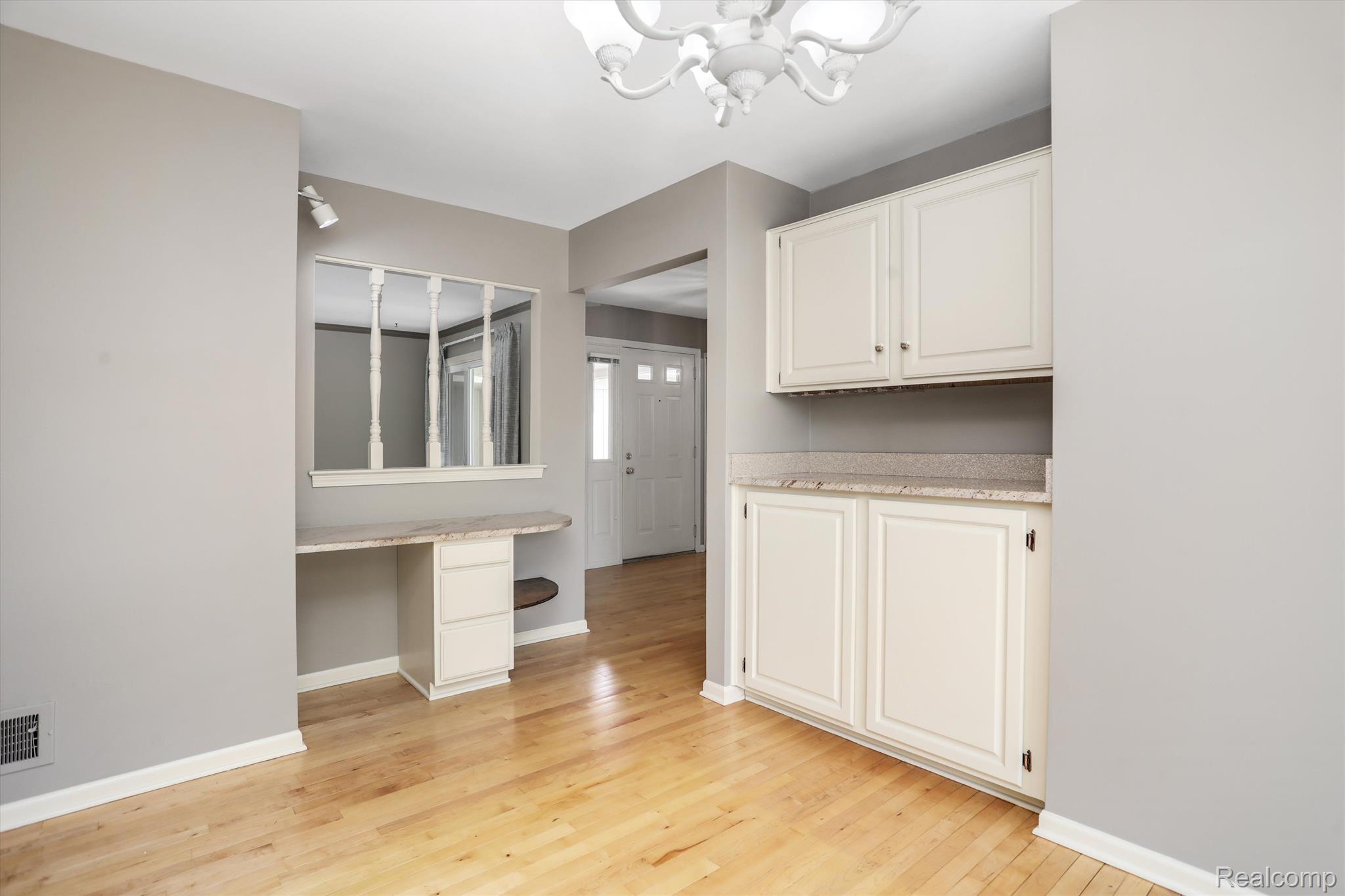 12301 Pinecrest Drive