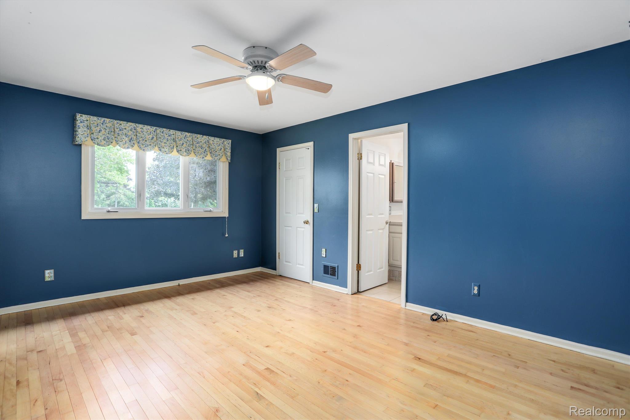 12301 Pinecrest Drive