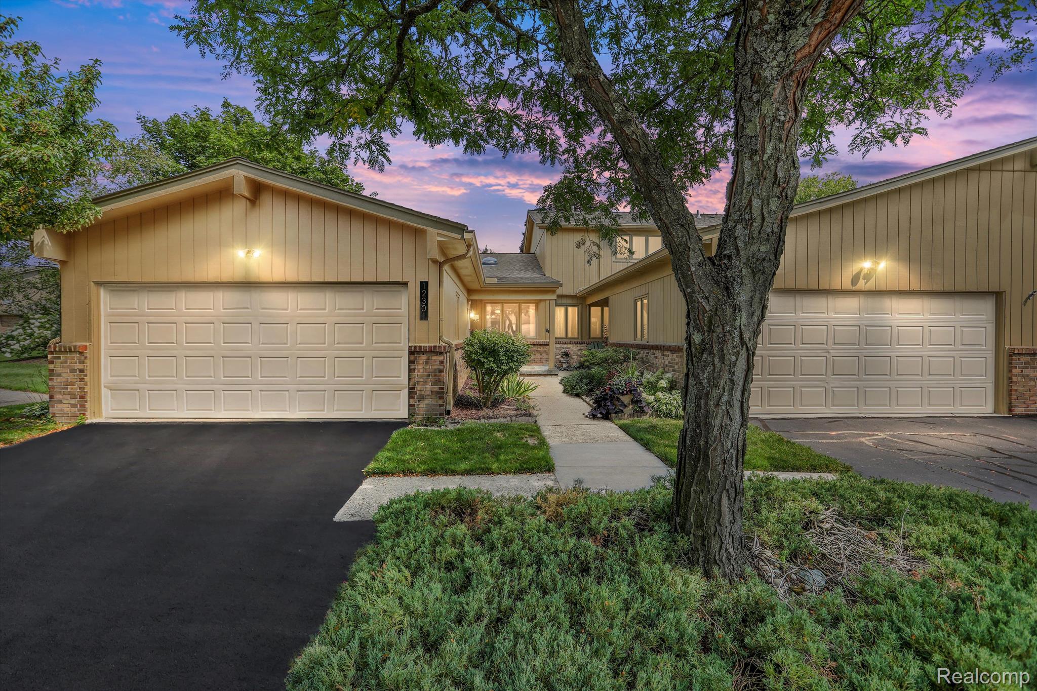 12301 Pinecrest Drive