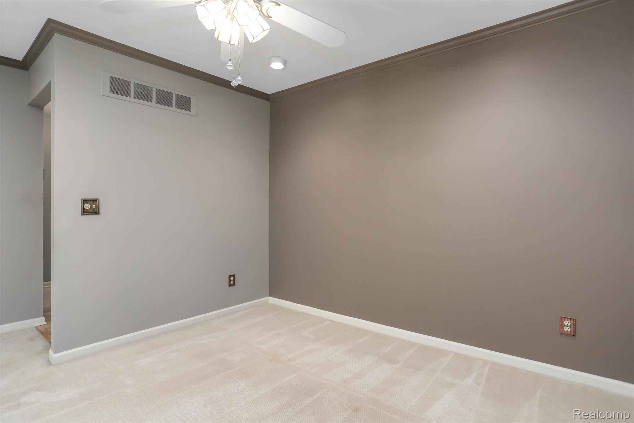 12301 Pinecrest Drive