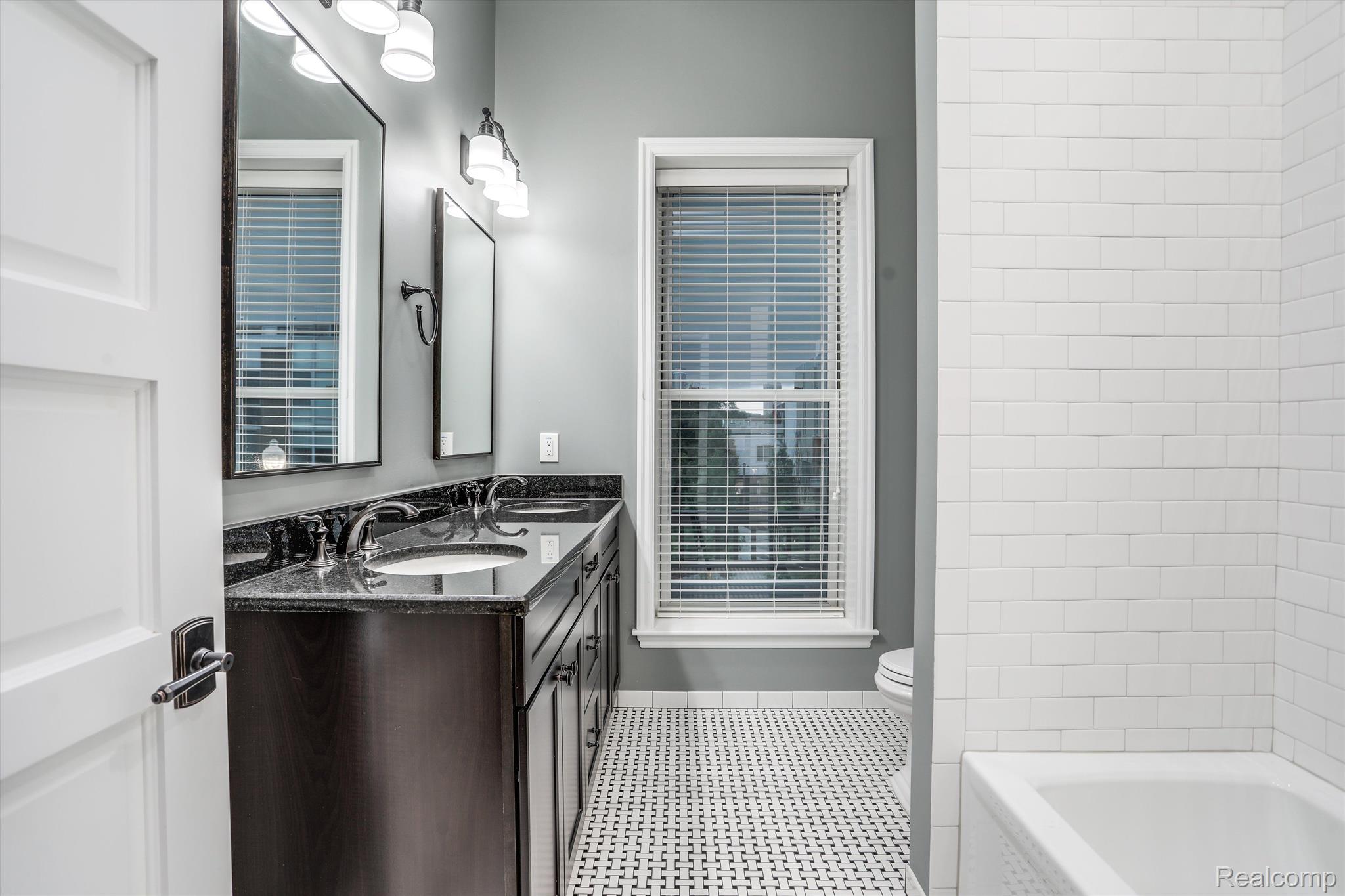 261 Alfred Street Unit: A