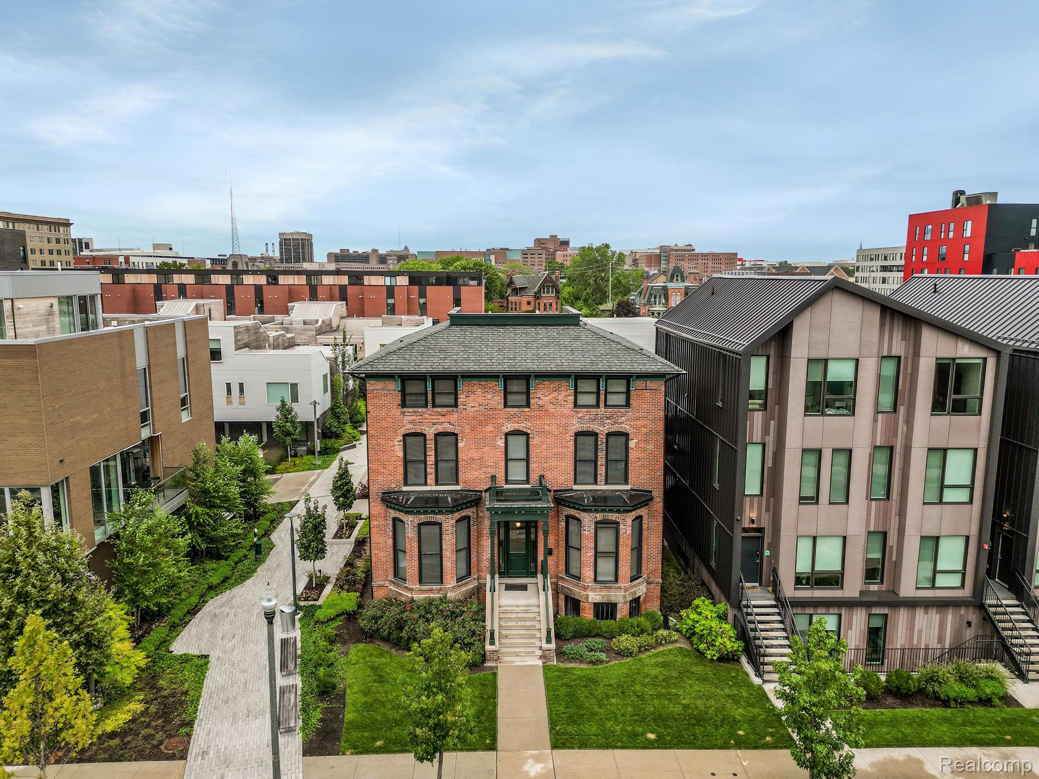 261 Alfred Street Unit: A