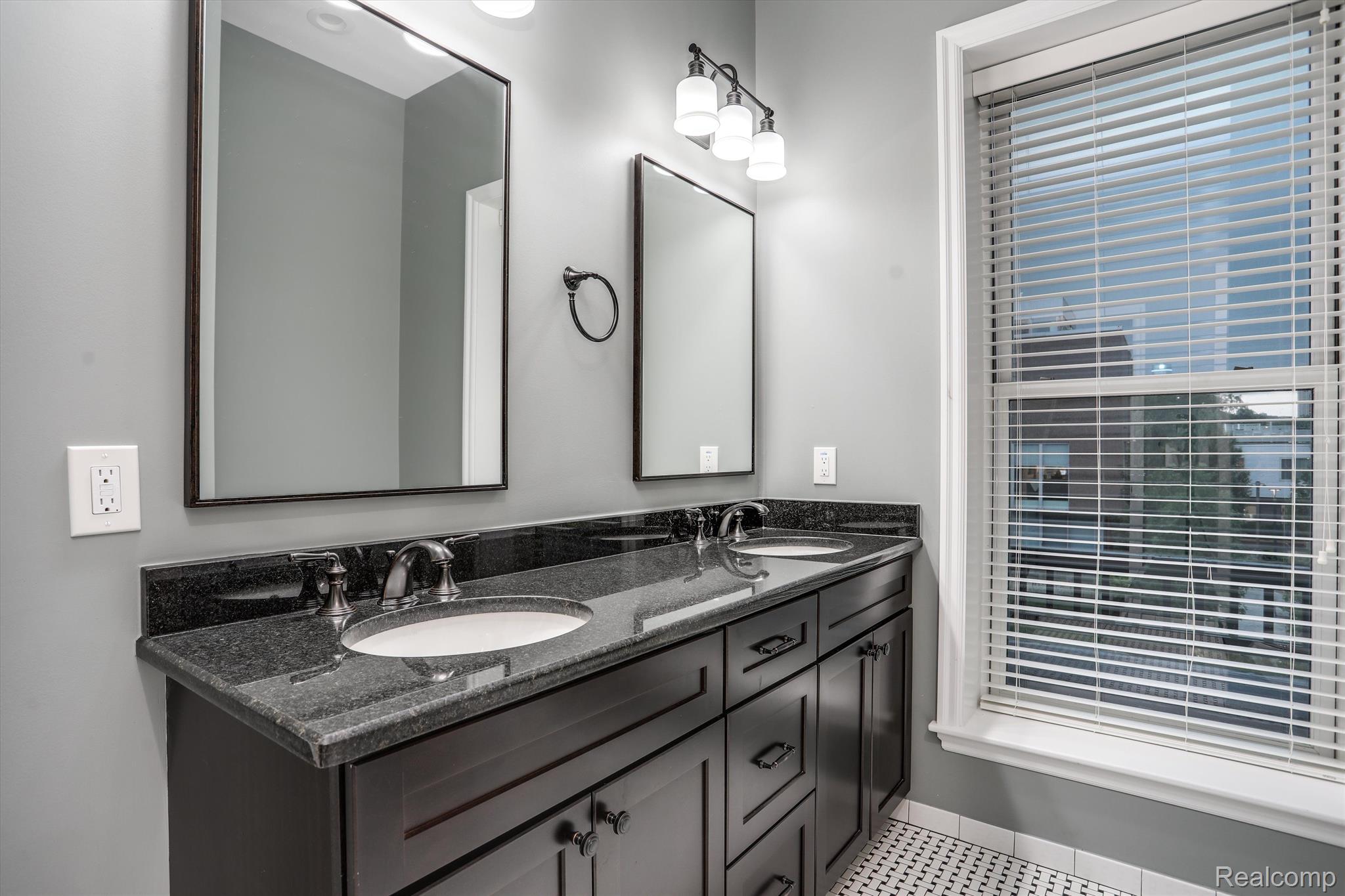 261 Alfred Street Unit: A