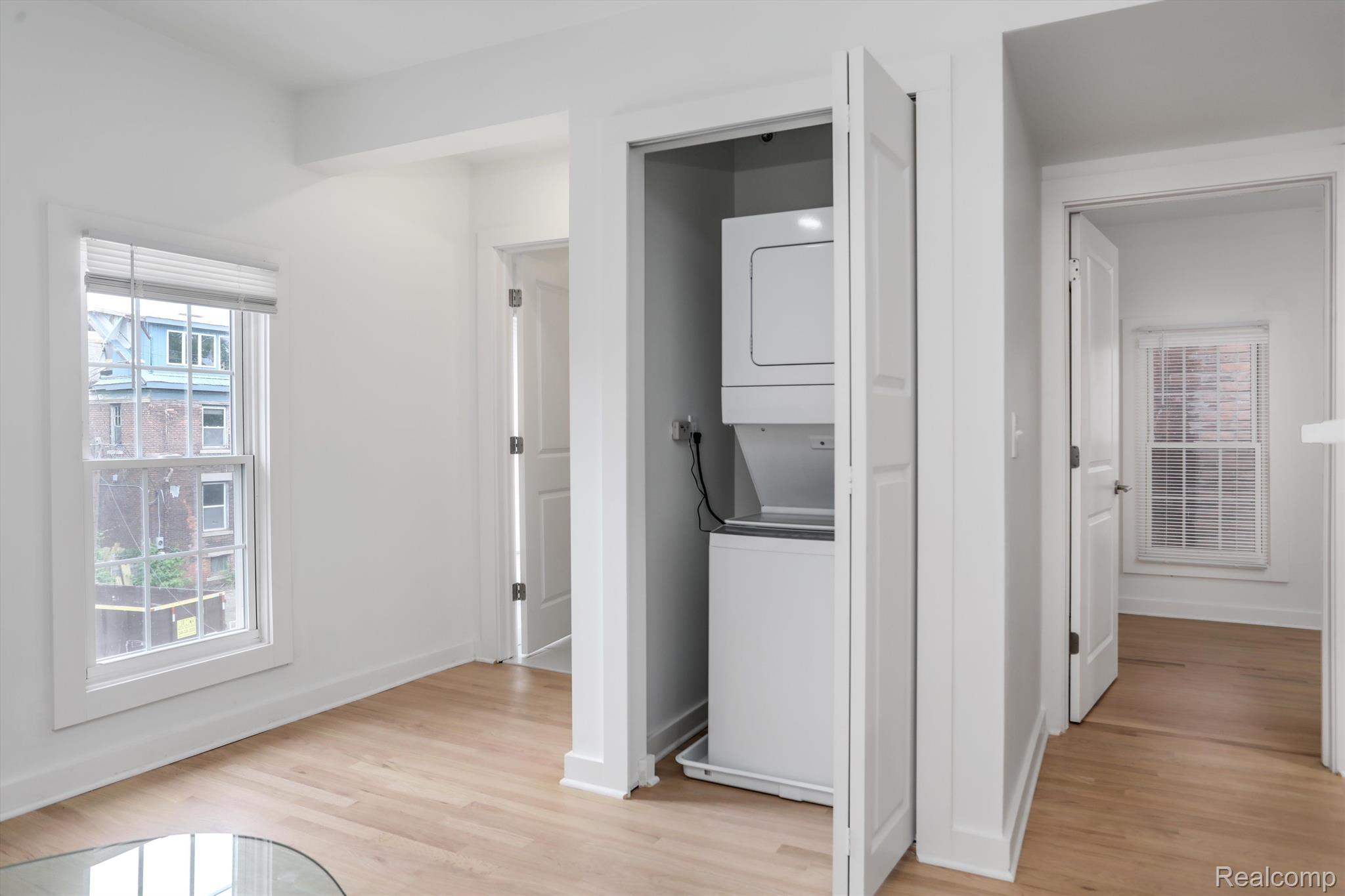 95 E Euclid Street Unit: 203