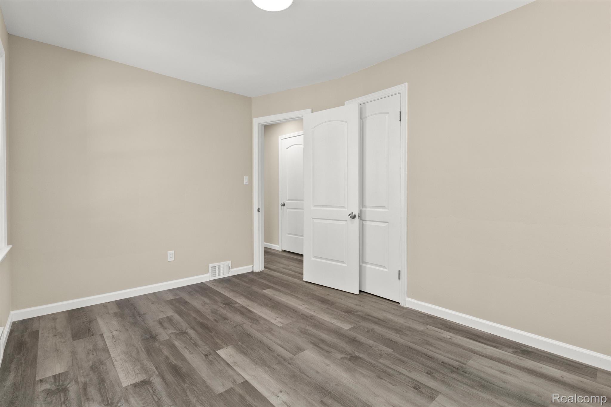 20045 STRATHMOOR Street