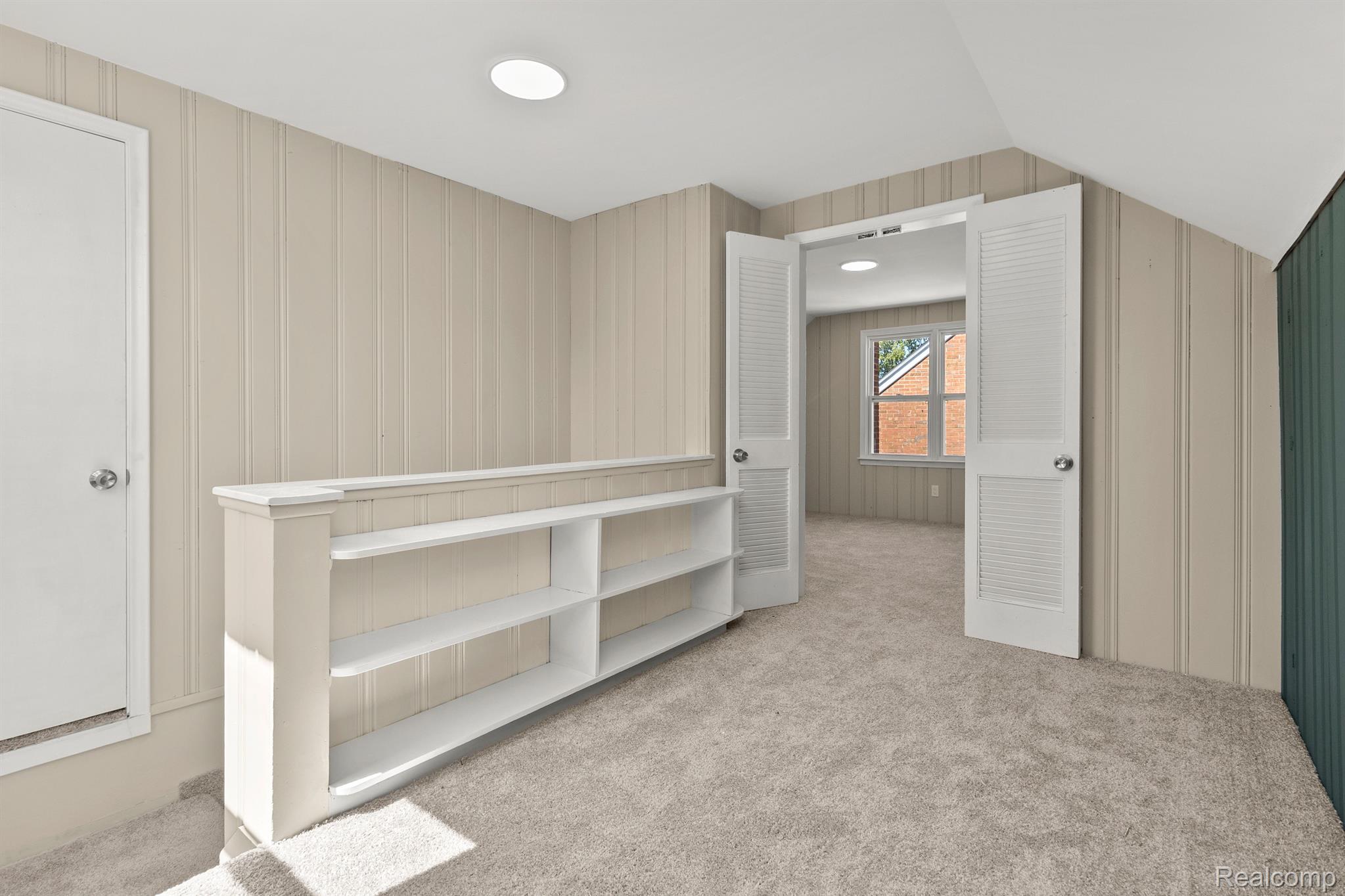 20045 STRATHMOOR Street