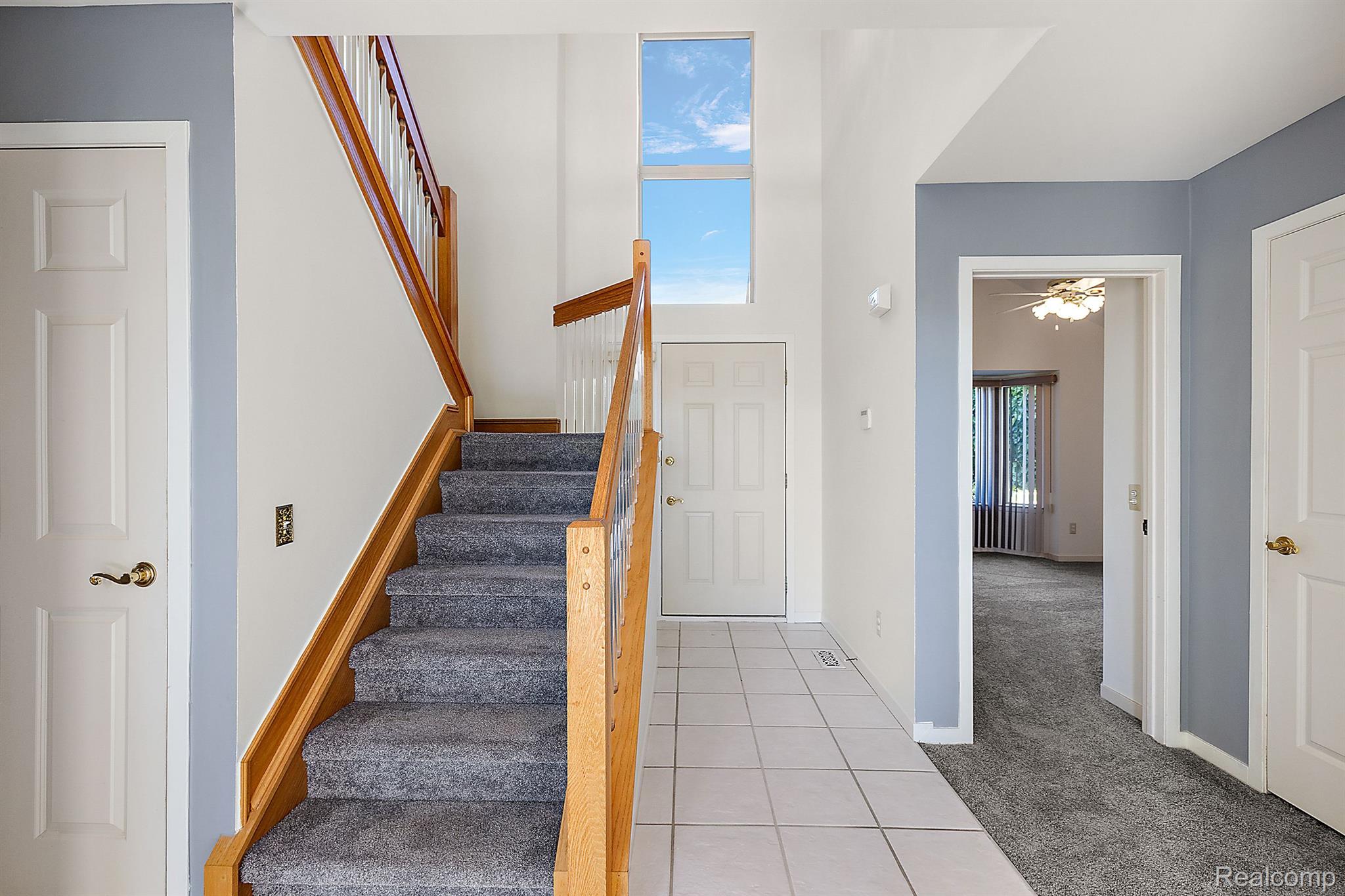 25878 GOLF POINTE Drive