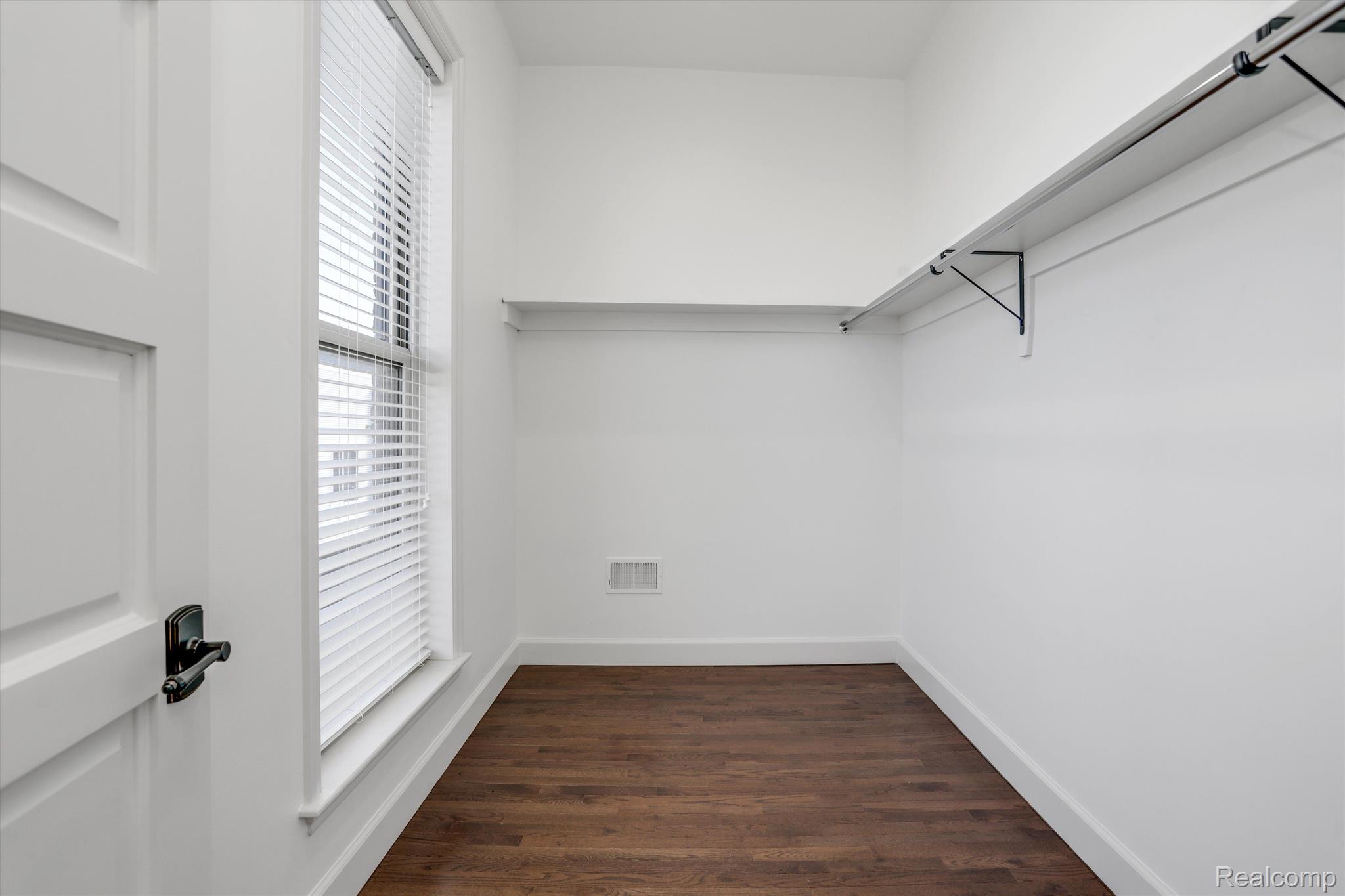 261 Alfred Street Unit: B