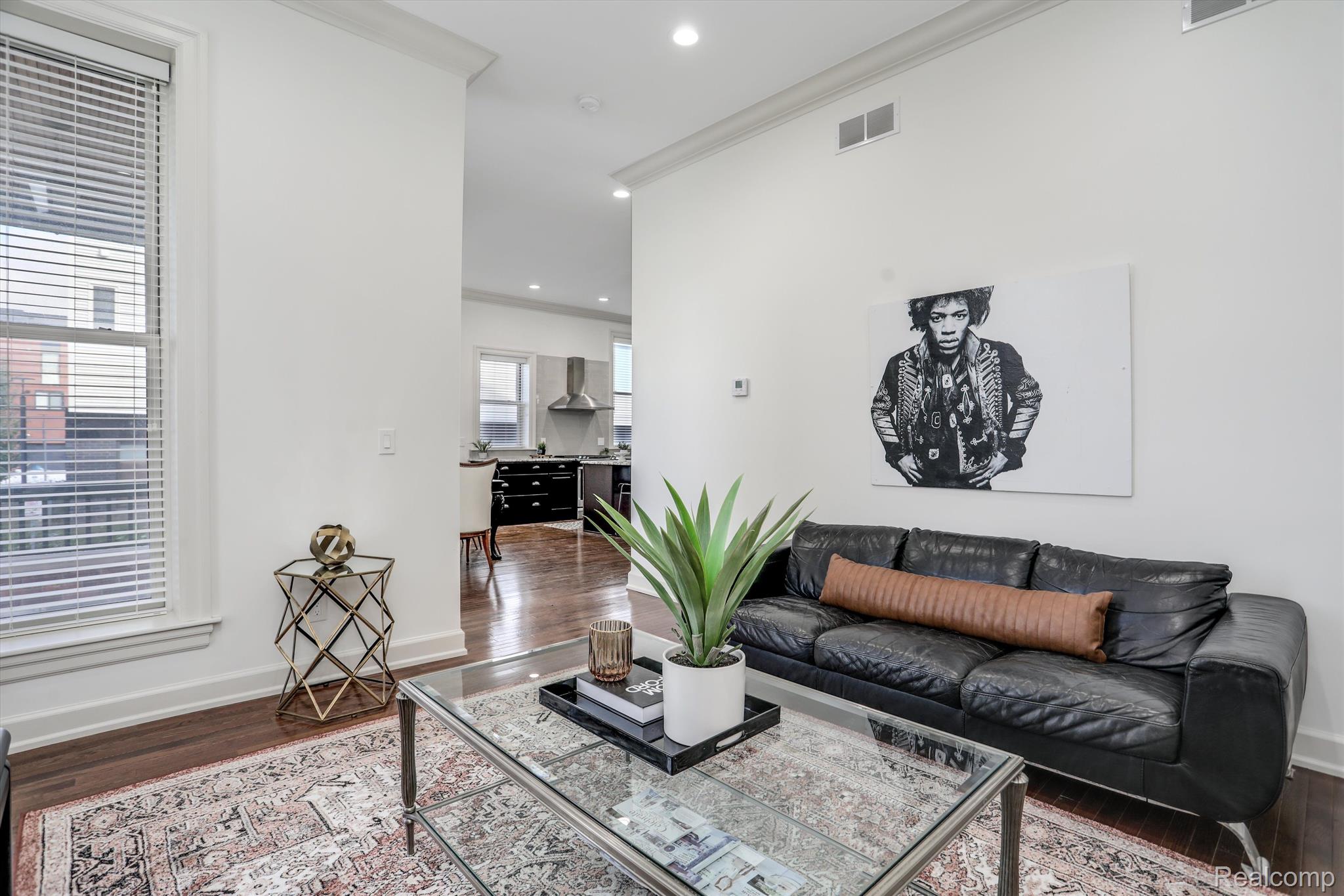 261 Alfred Street Unit: B