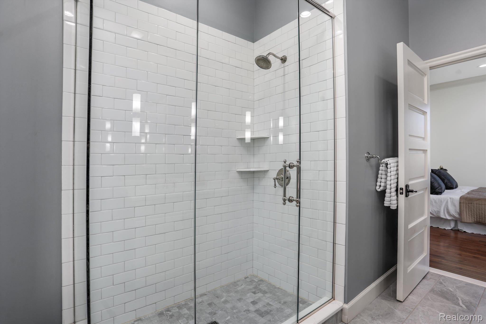 261 Alfred Street Unit: B