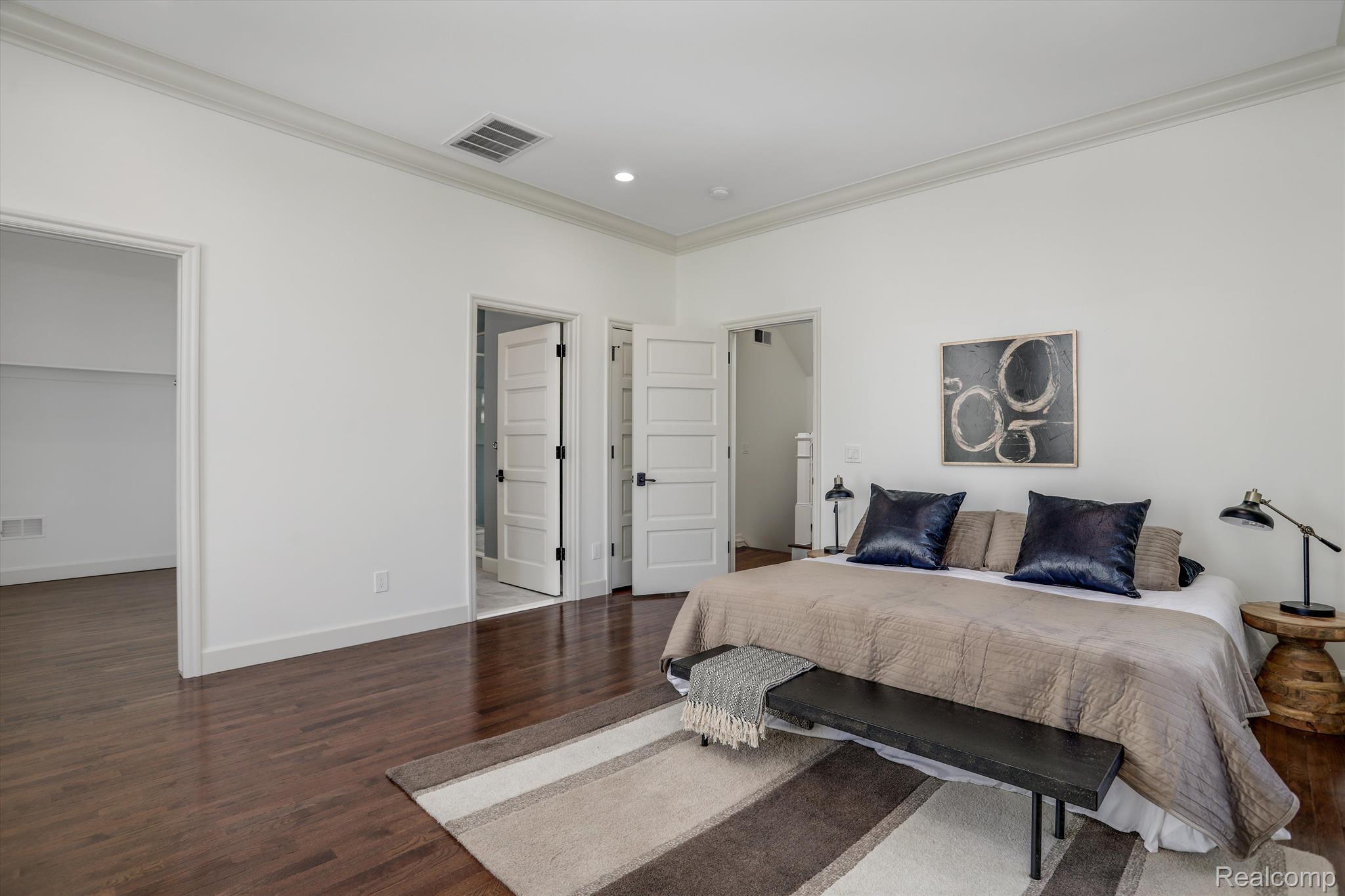 261 Alfred Street Unit: B
