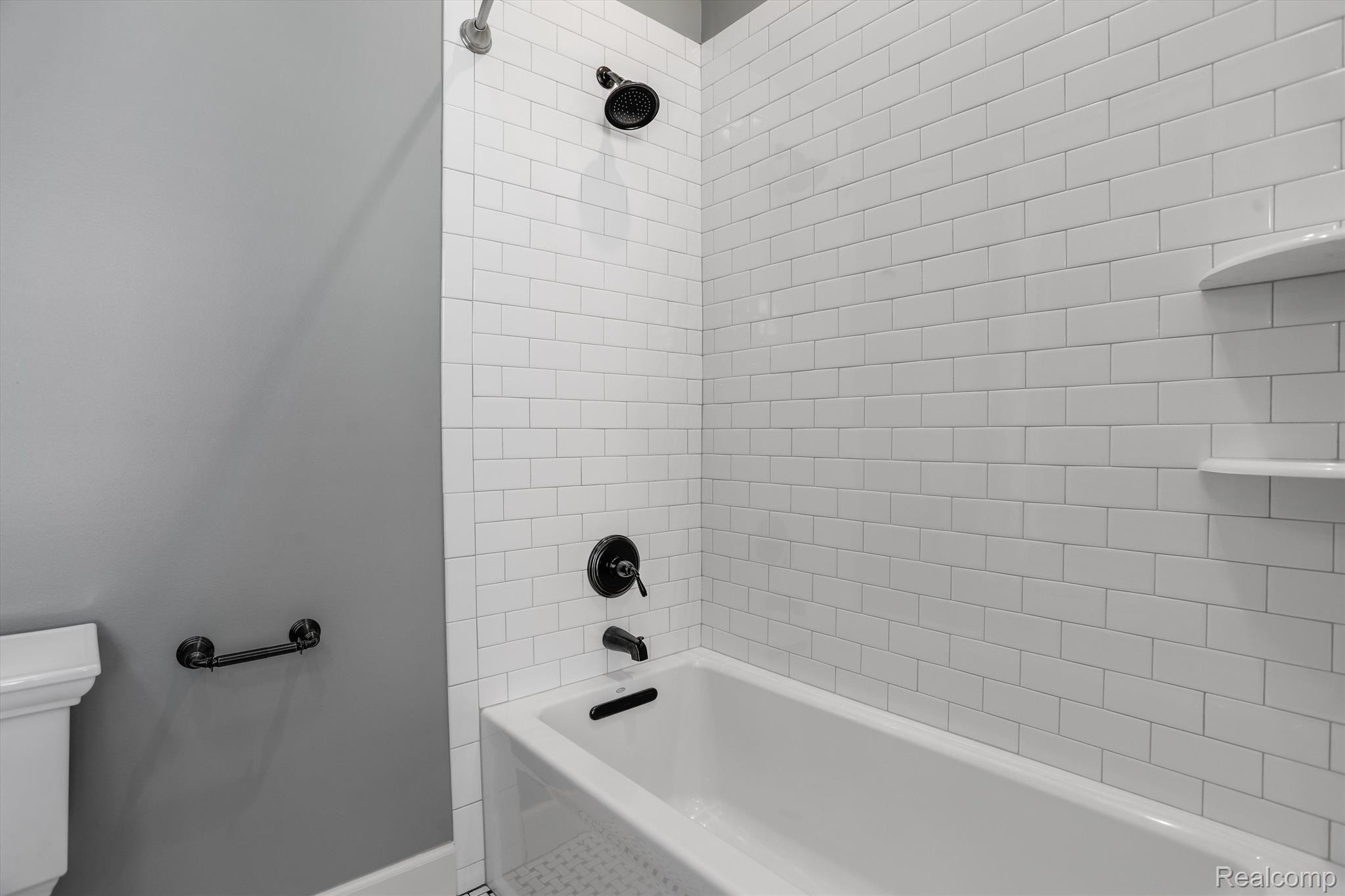 261 Alfred Street Unit: B