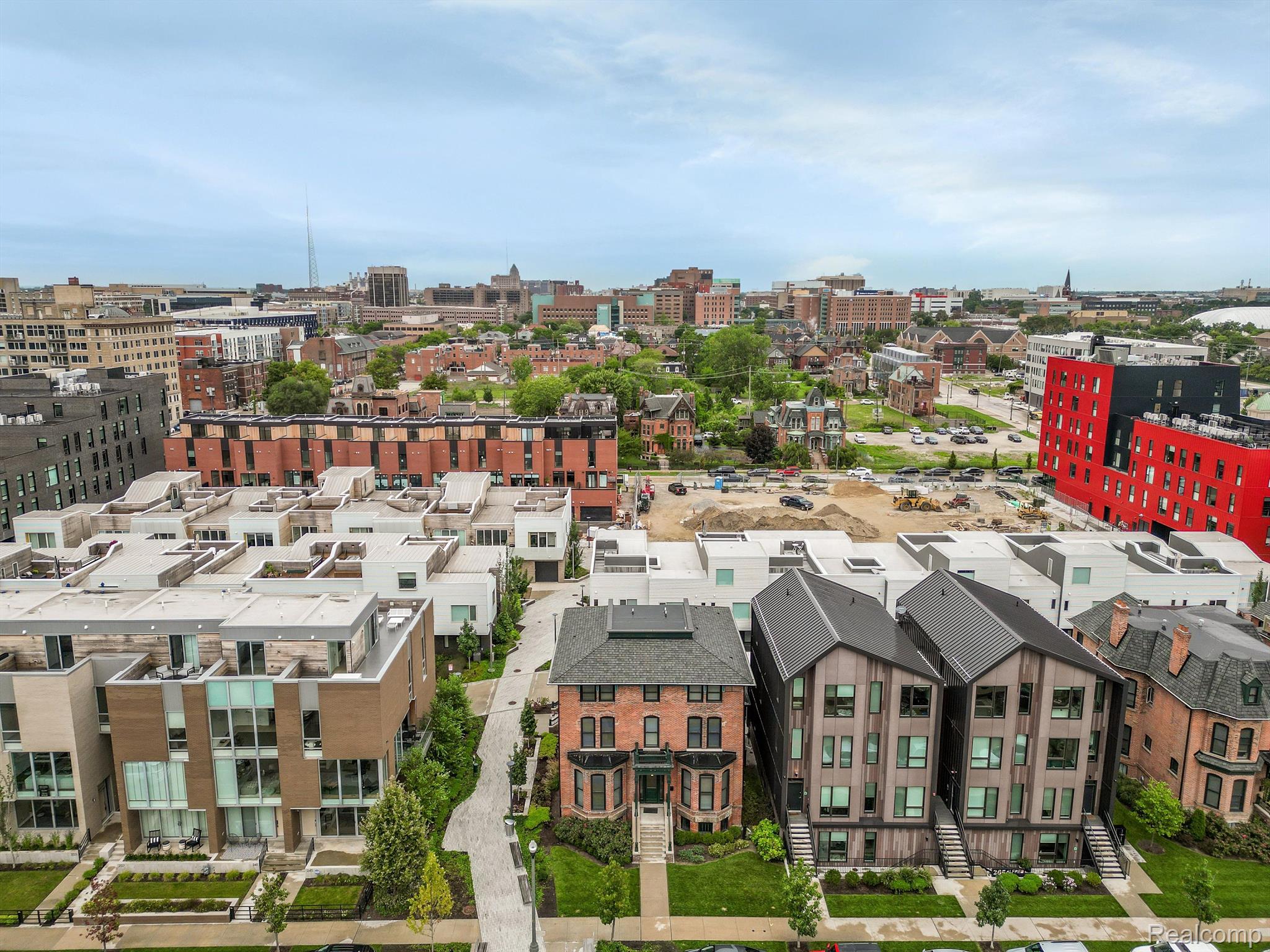 261 Alfred Street Unit: B