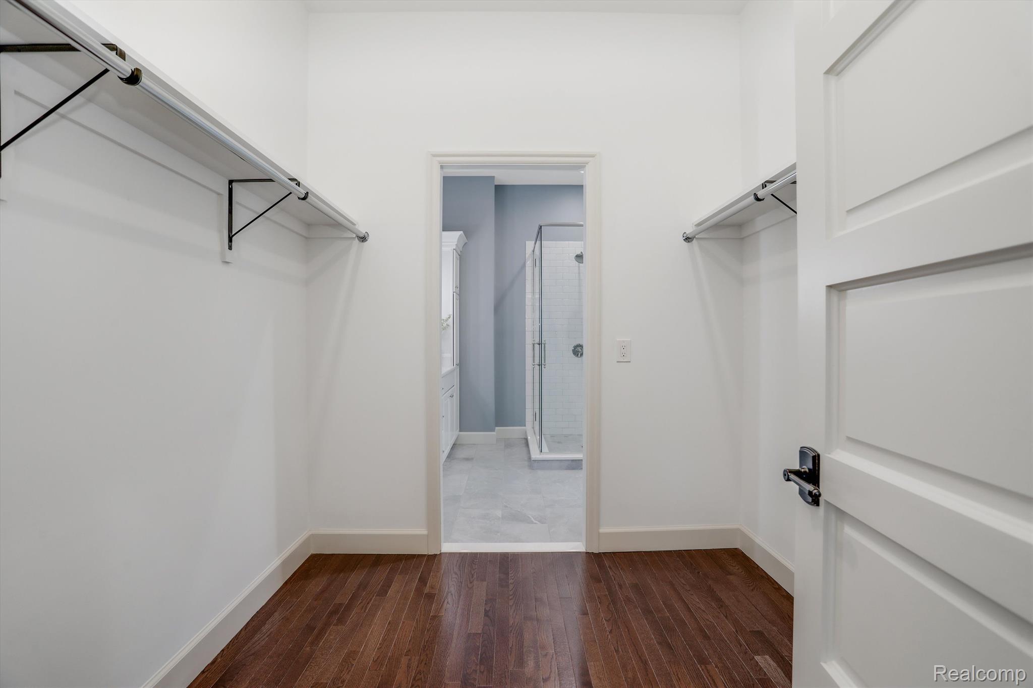 295 Alfred Street Unit: B