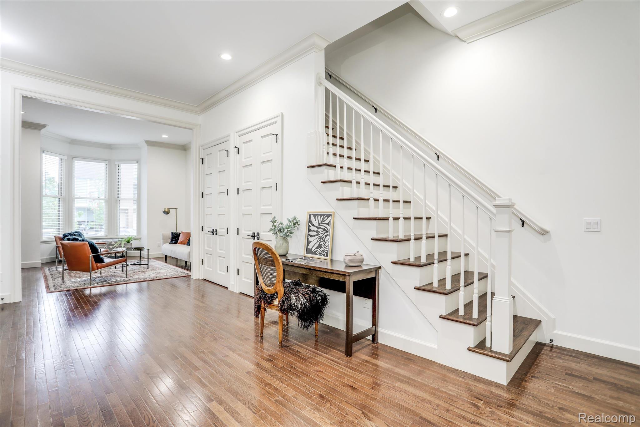 295 Alfred Street Unit: B