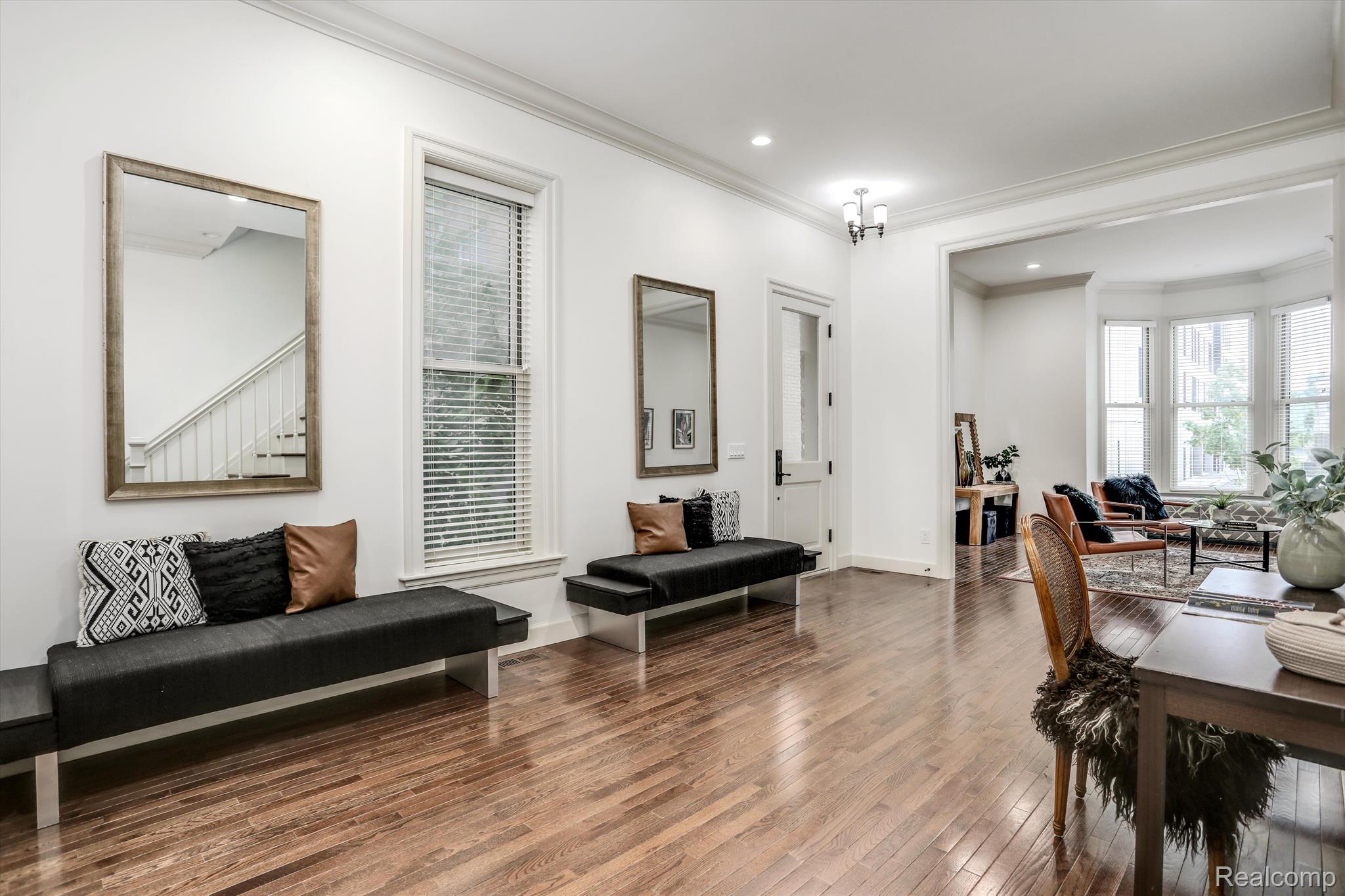 295 Alfred Street Unit: B