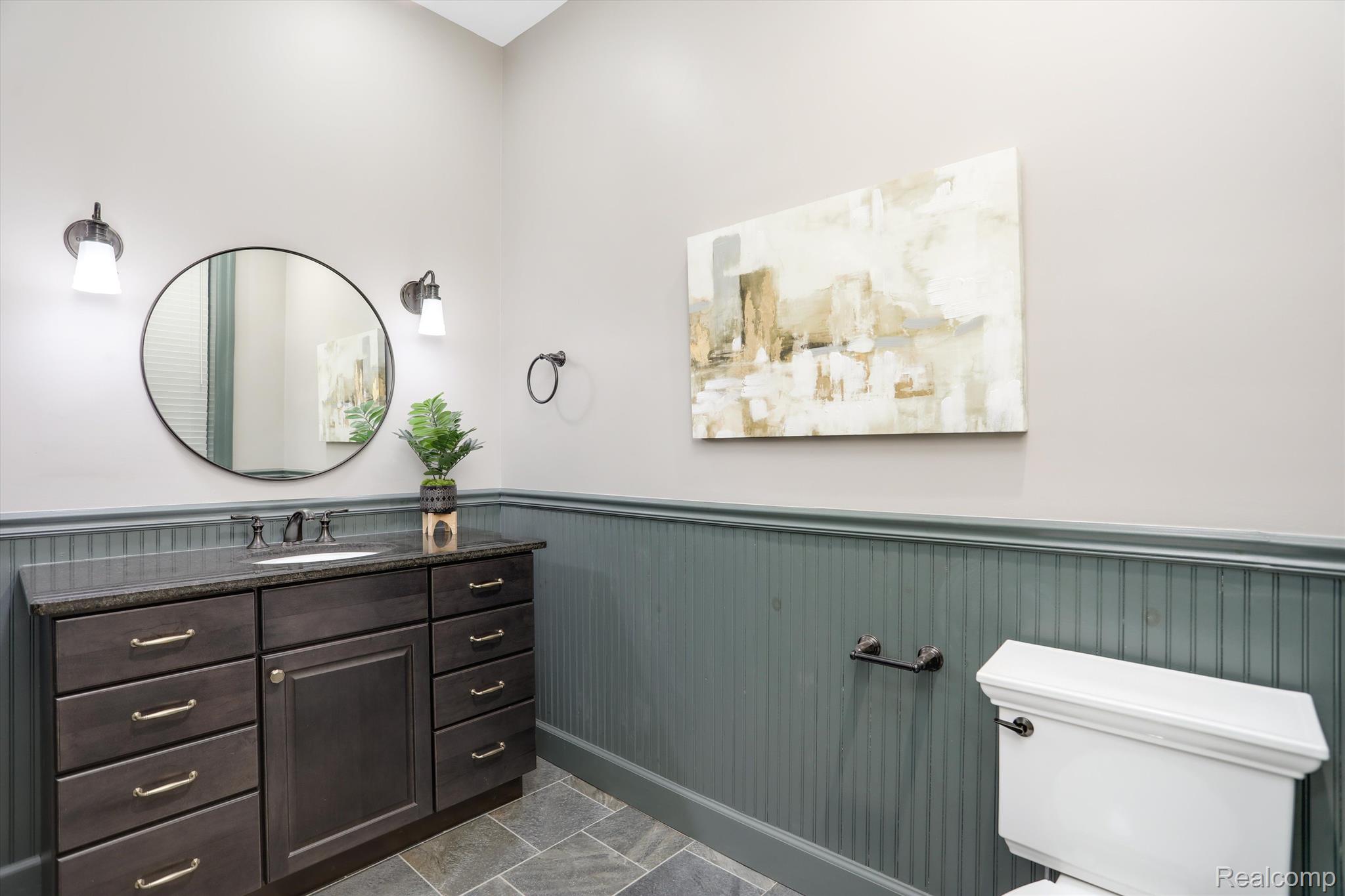 295 Alfred Street Unit: B