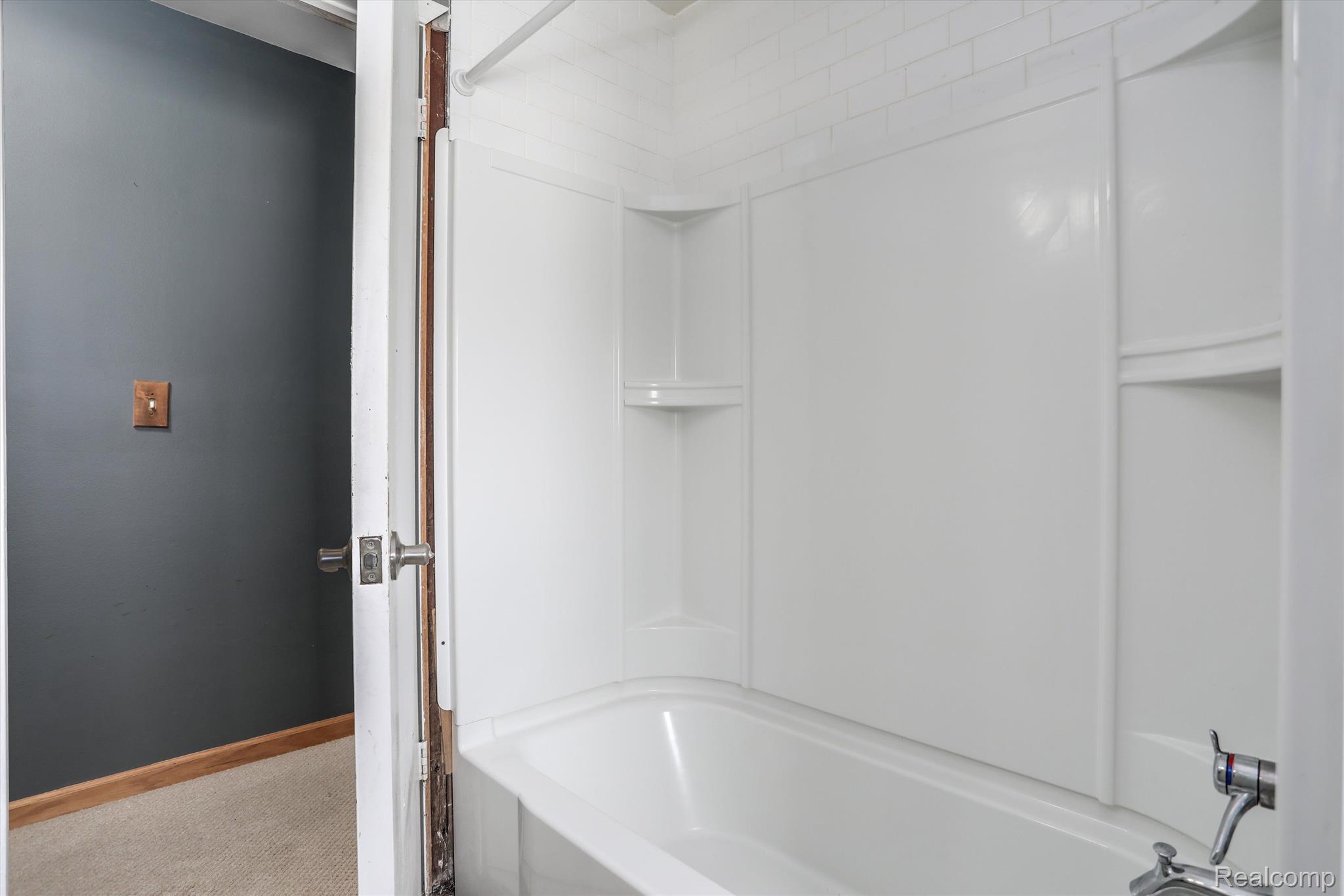 31459 Iroquois Drive