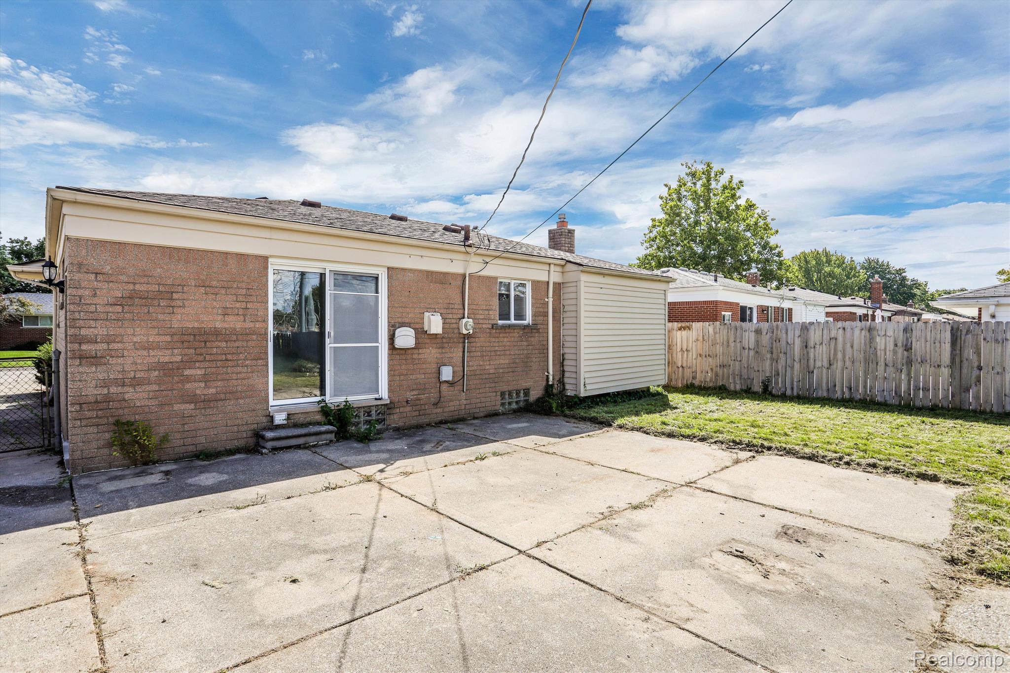 31459 Iroquois Drive