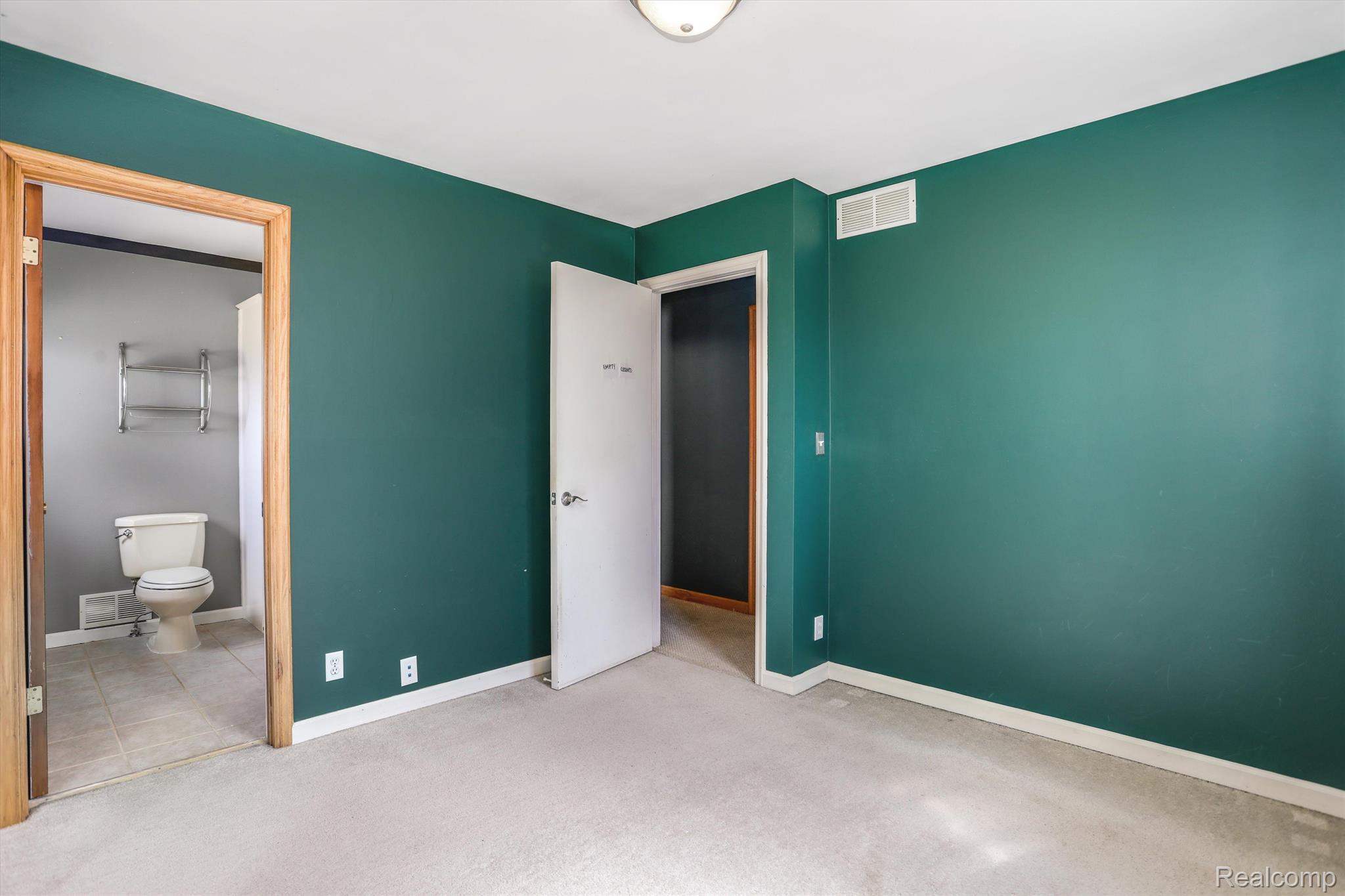 31459 Iroquois Drive