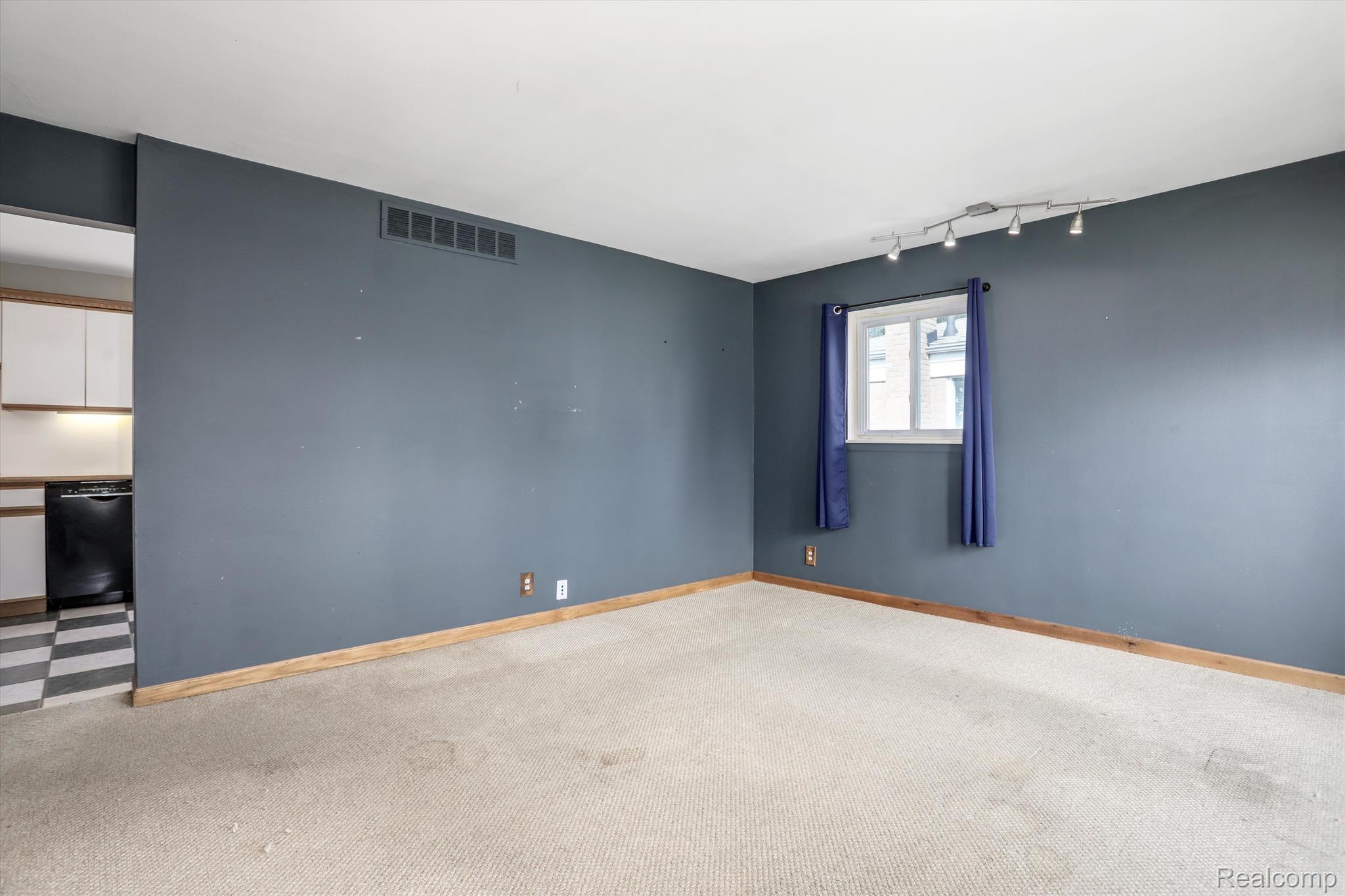 31459 Iroquois Drive