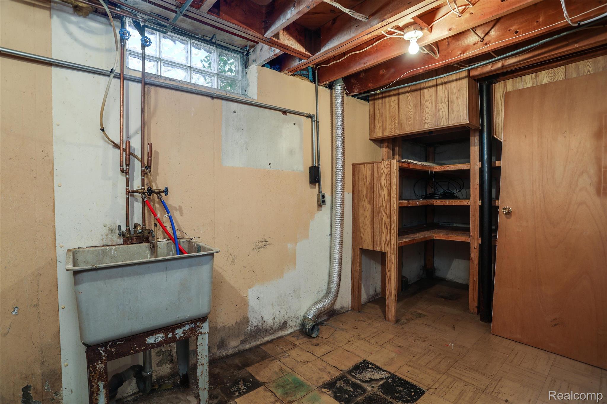 31459 Iroquois Drive