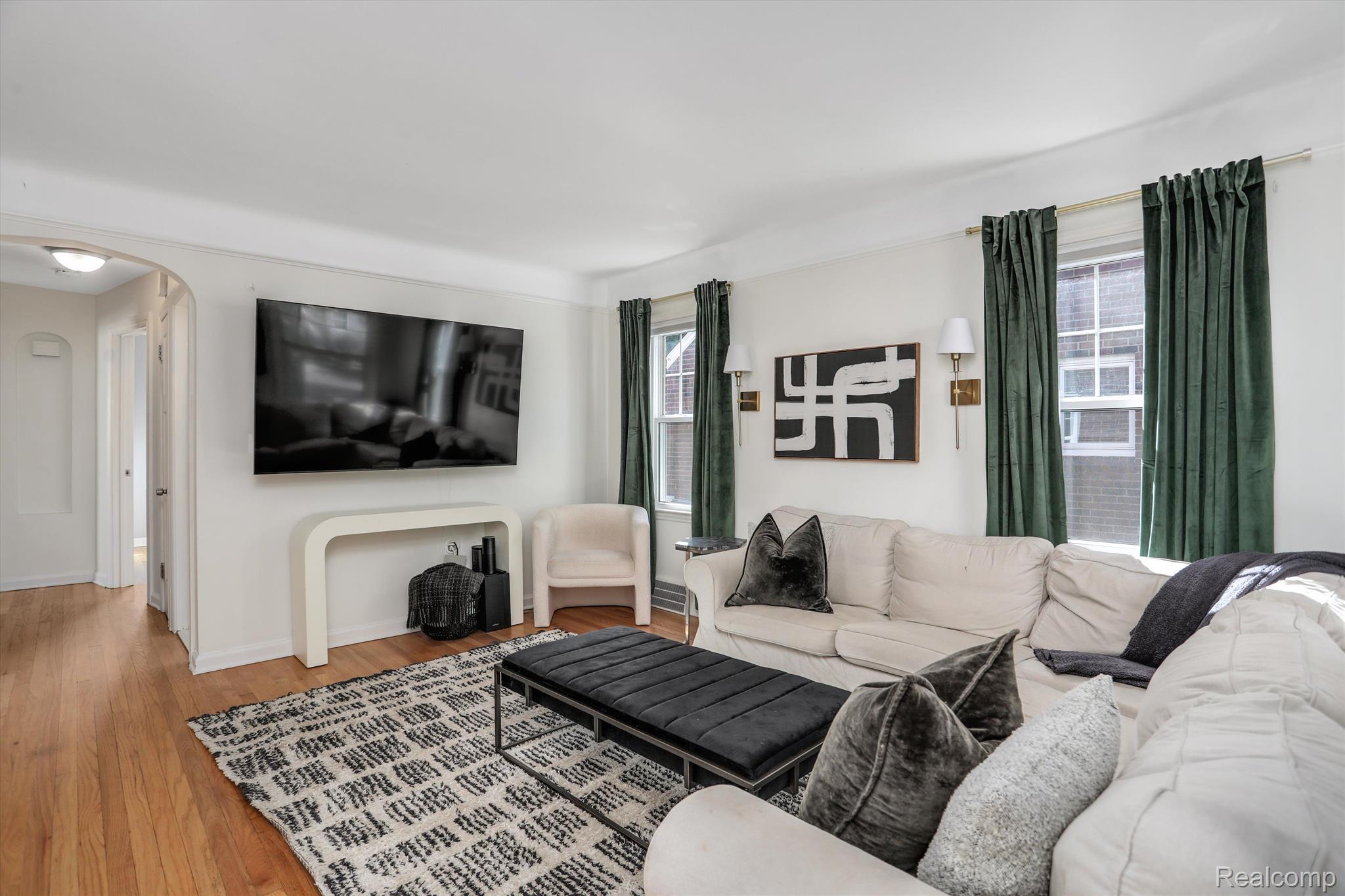 1314 N Altadena Avenue