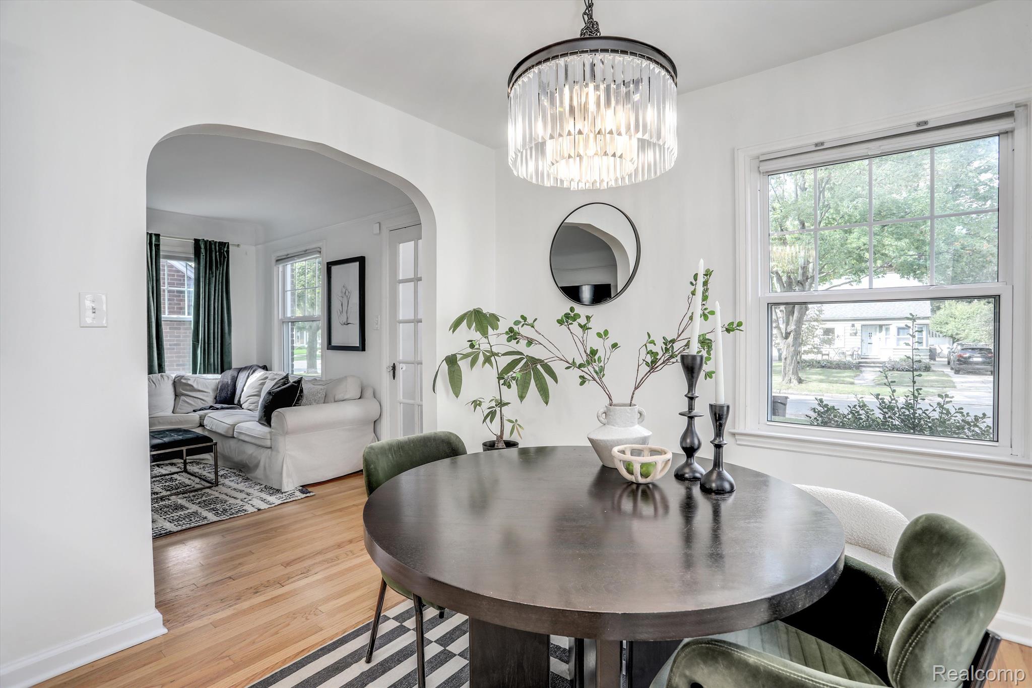 1314 N Altadena Avenue