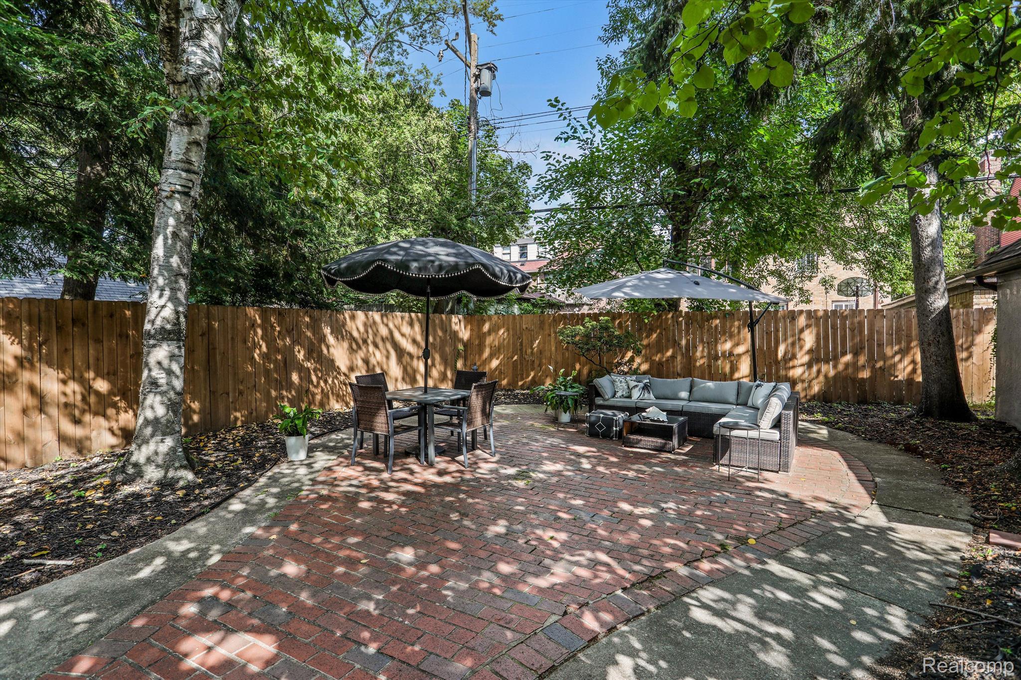 18420 Wildemere Street