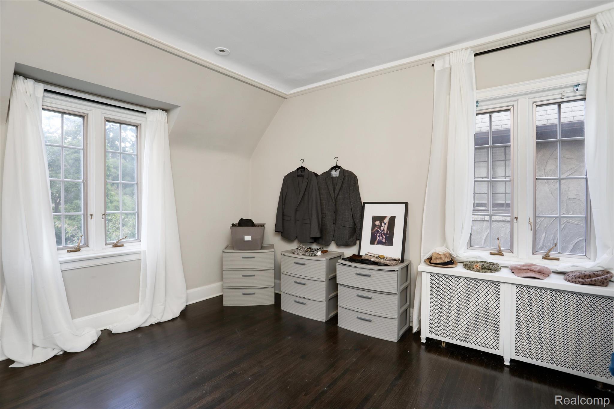 18420 Wildemere Street