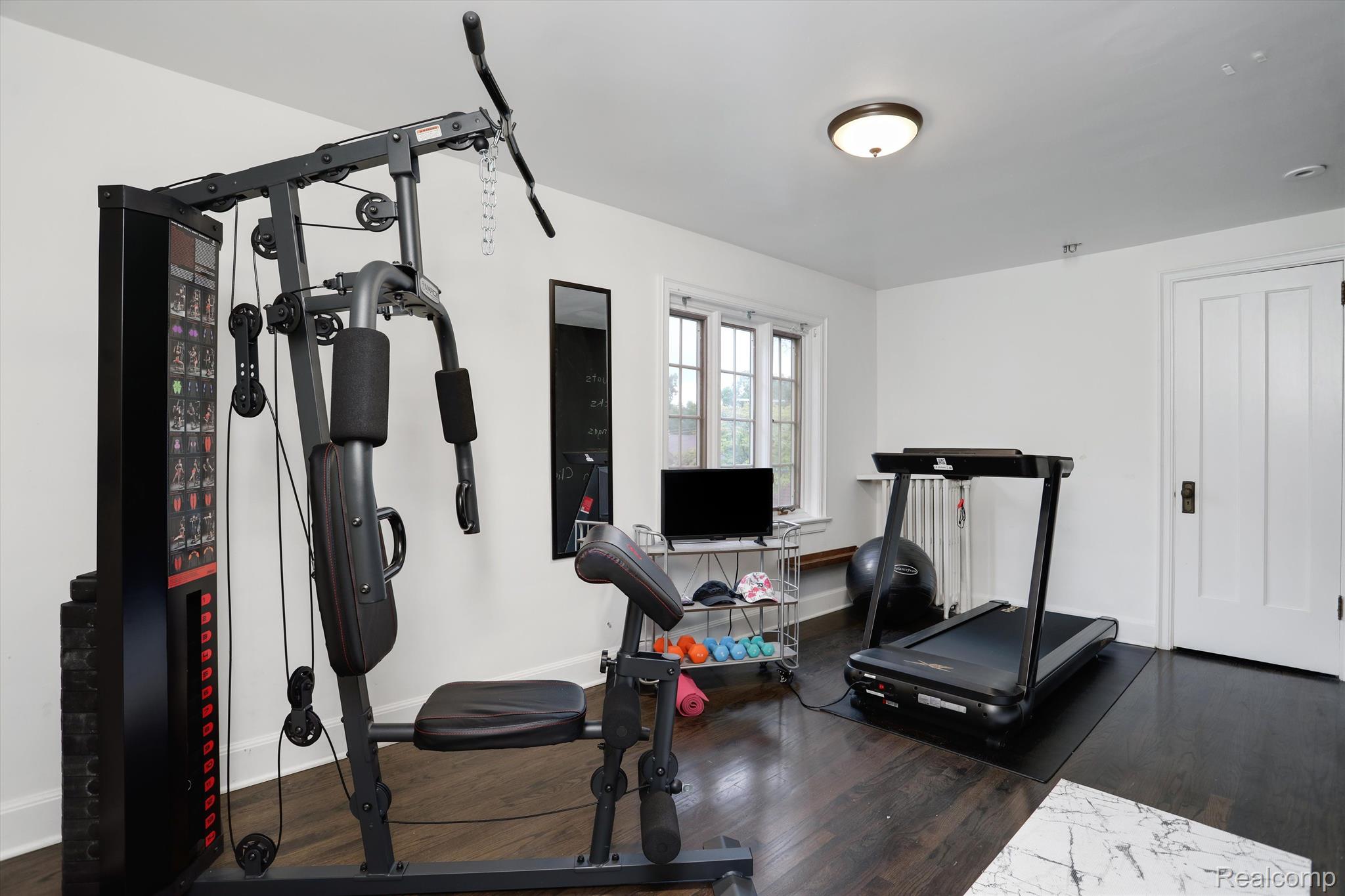 18420 Wildemere Street