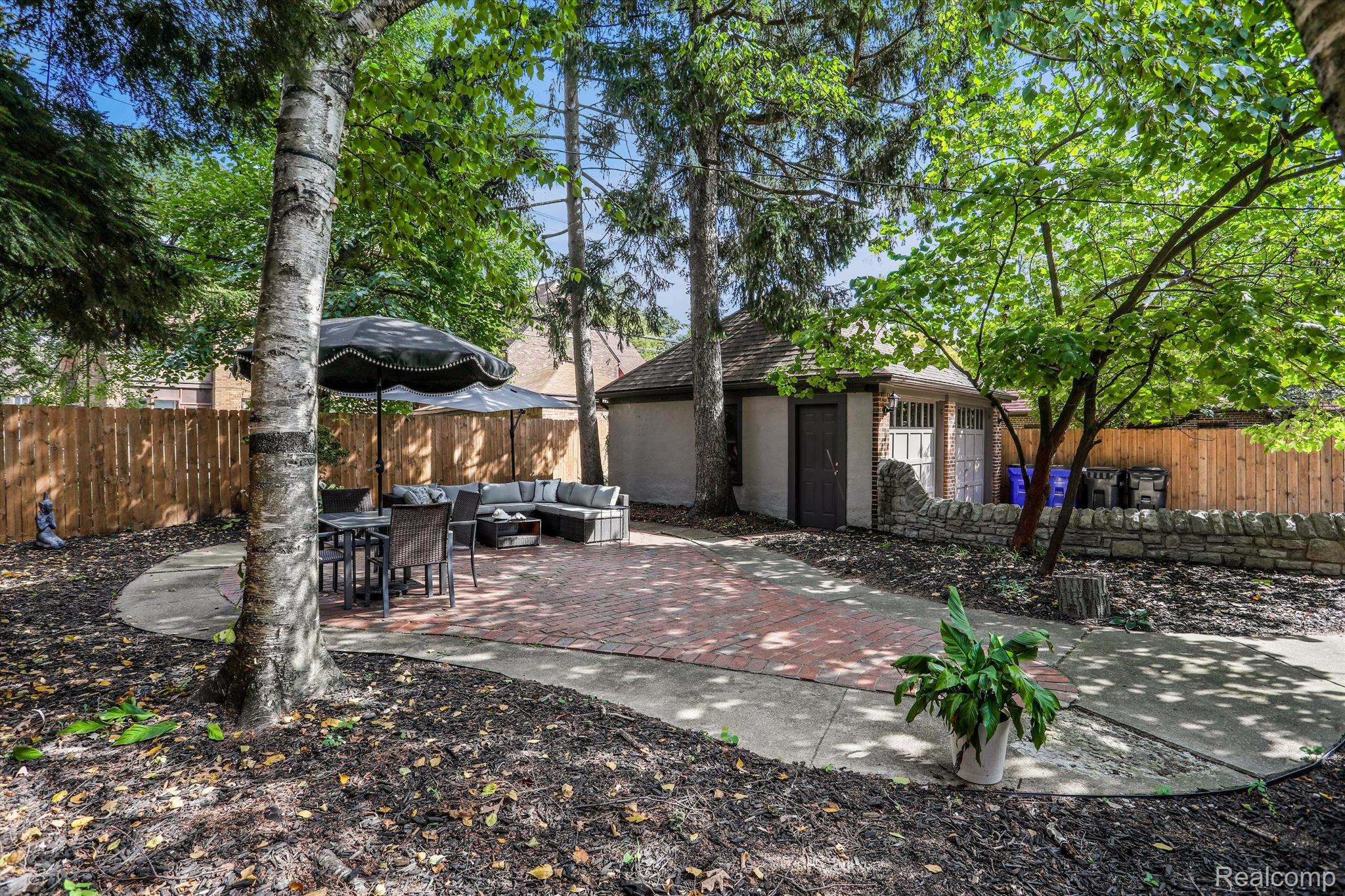 18420 Wildemere Street