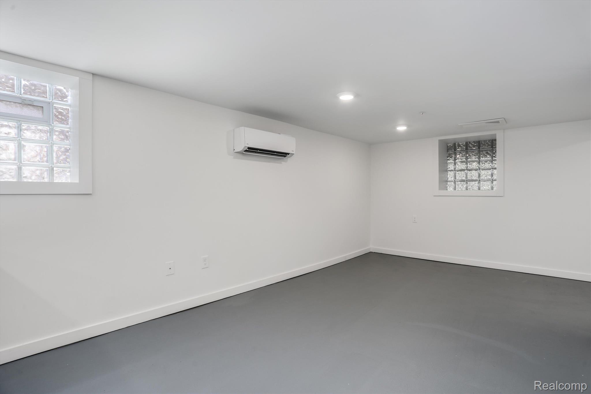 95 E Euclid Street Unit: 001