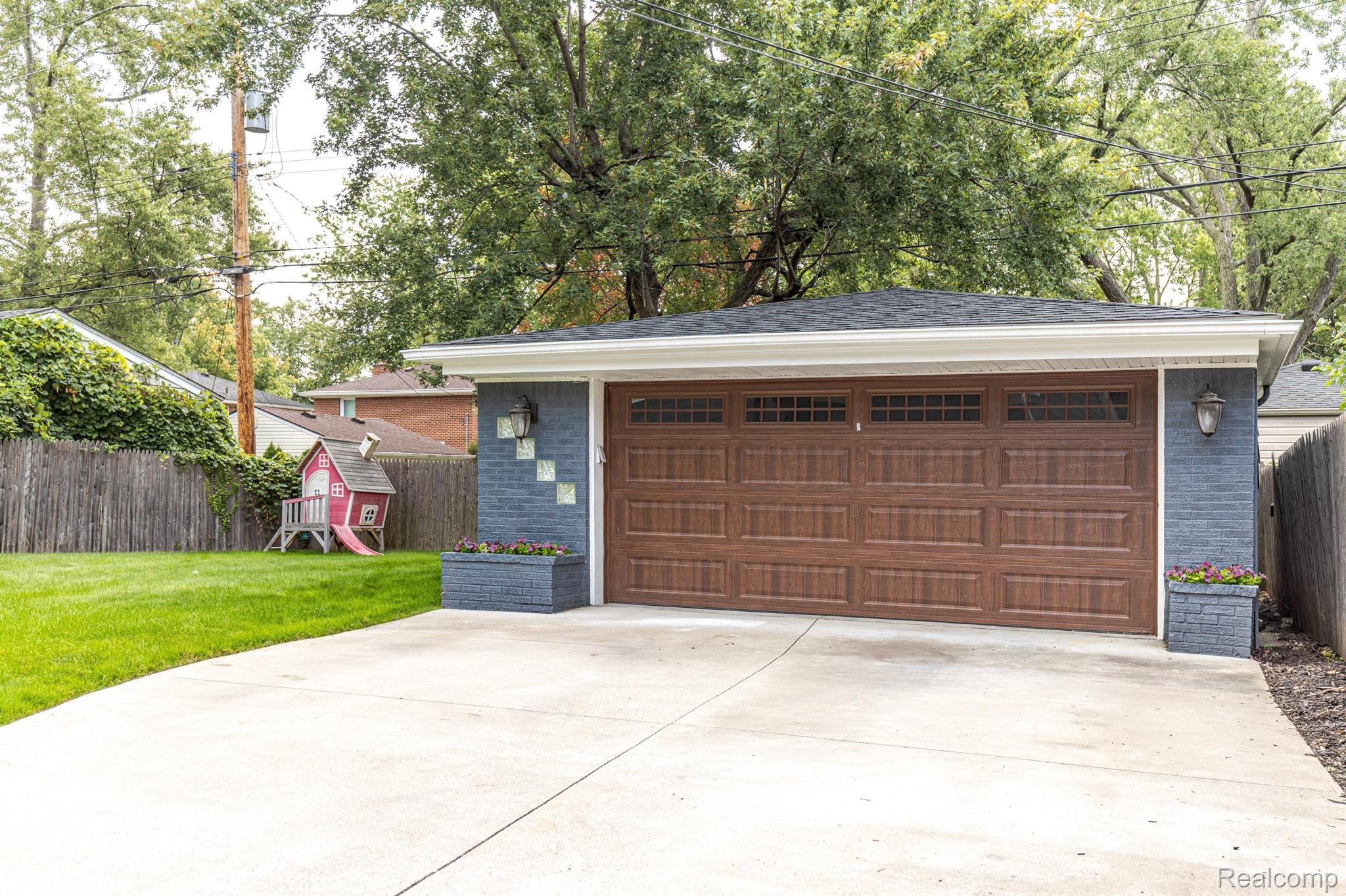 708 SHENANDOAH Drive