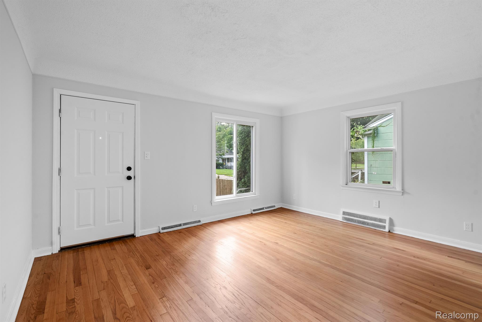 19491 TRINITY Street