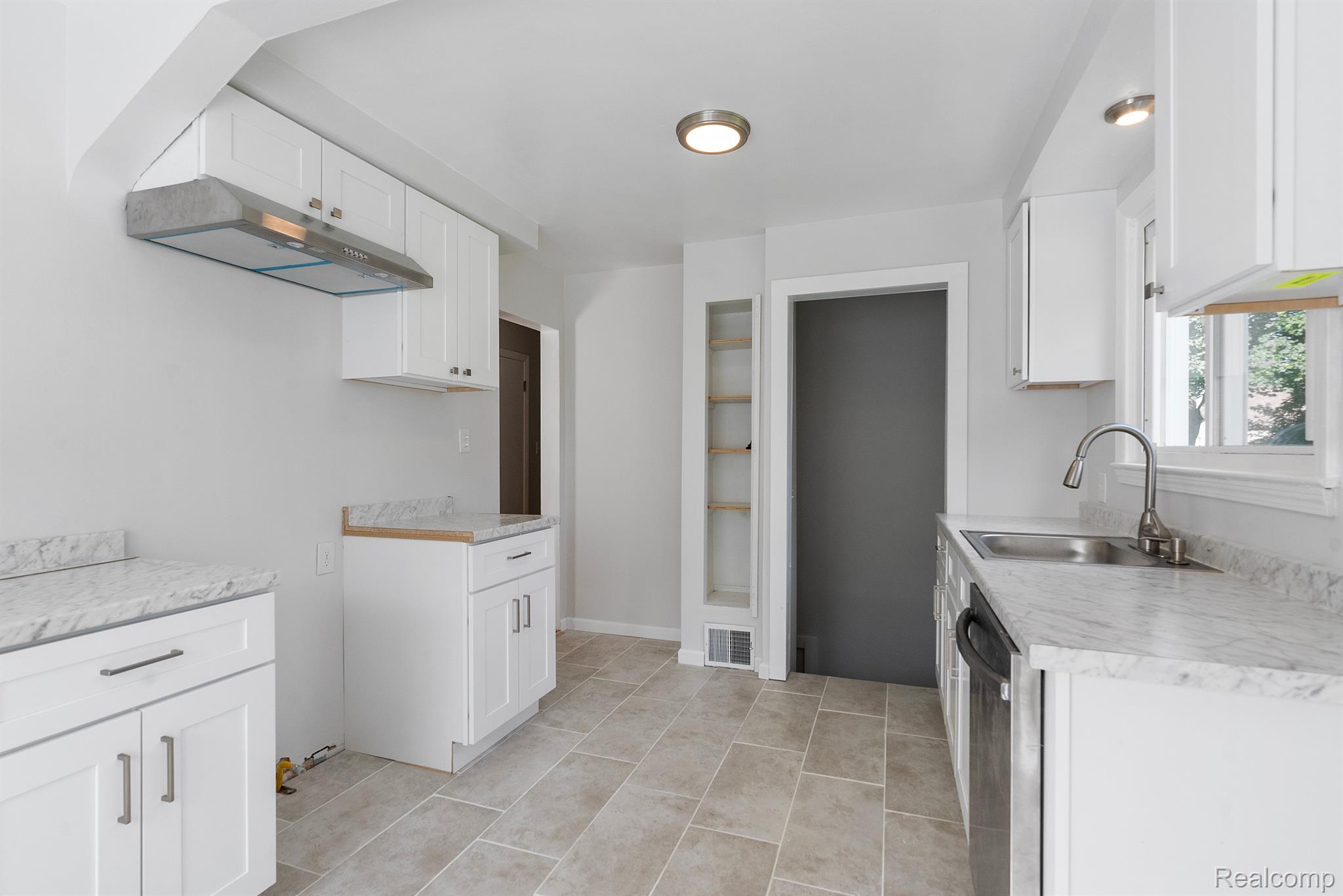 19491 TRINITY Street