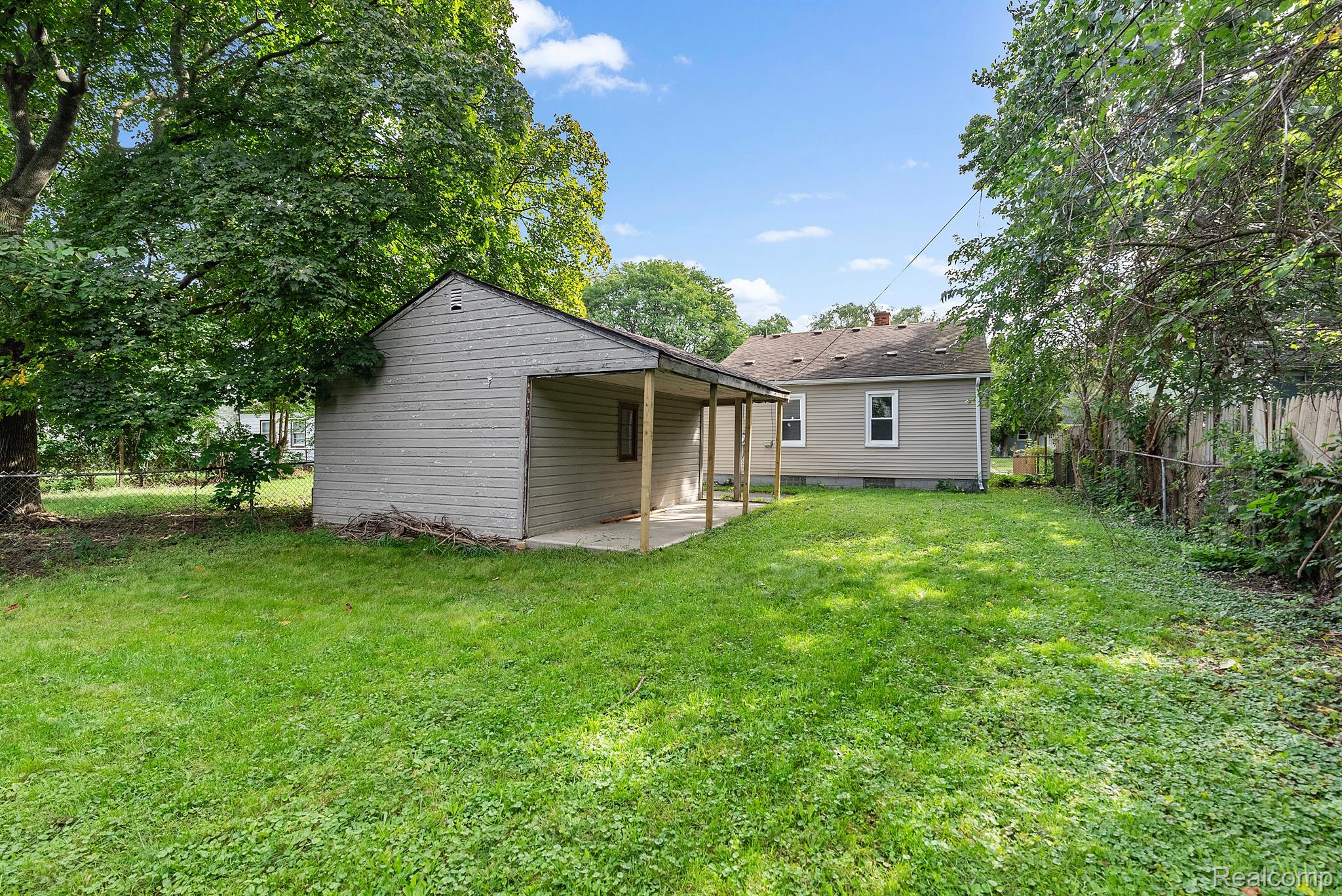 19491 TRINITY Street