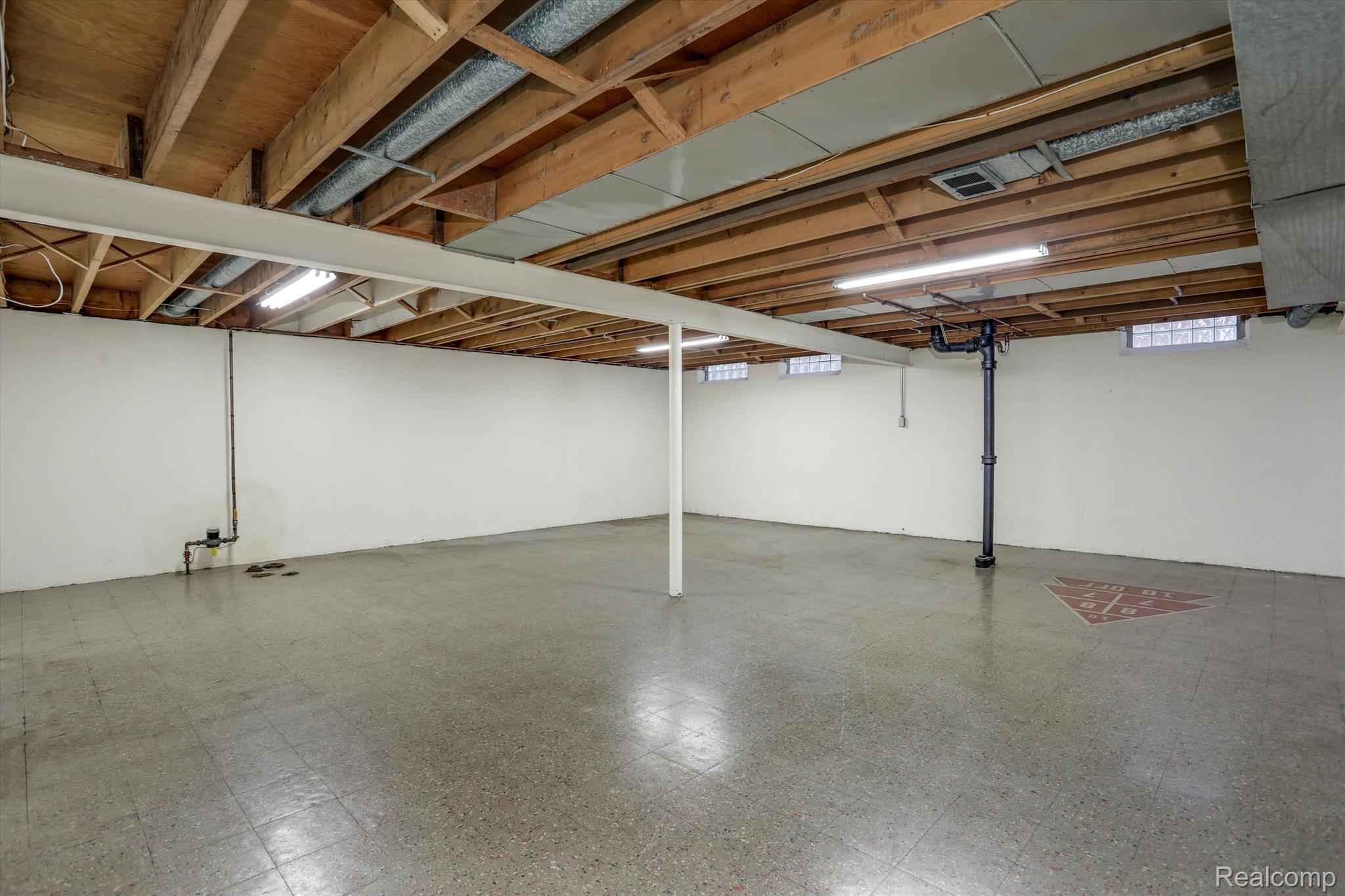 412 W Bloomfield Avenue