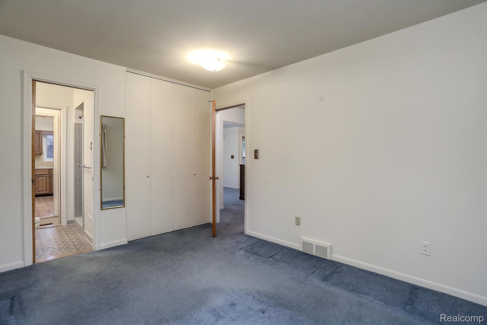 412 W Bloomfield Avenue