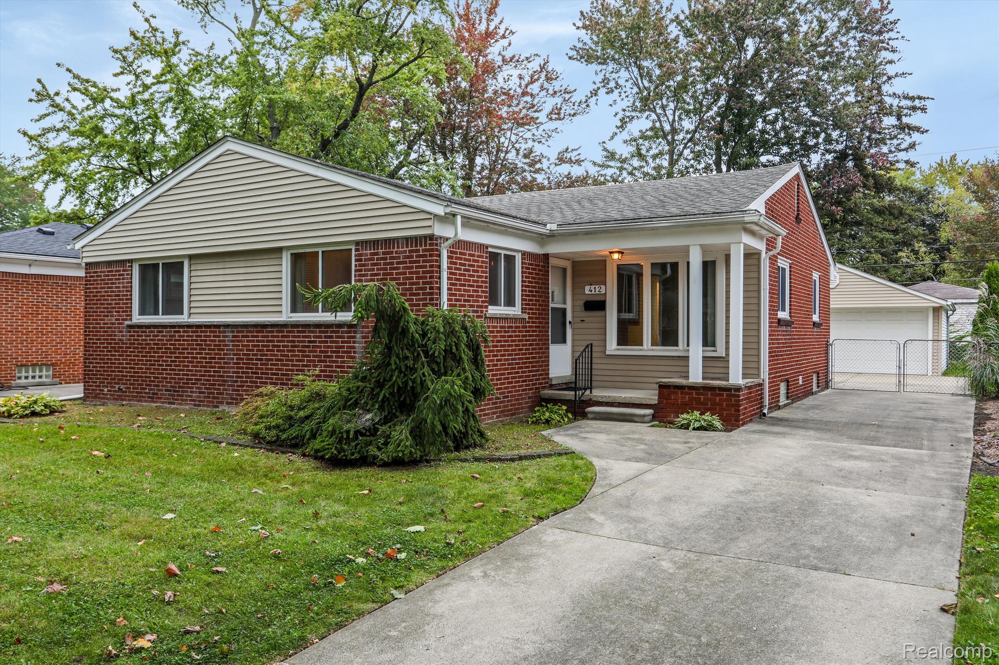 412 W Bloomfield Avenue